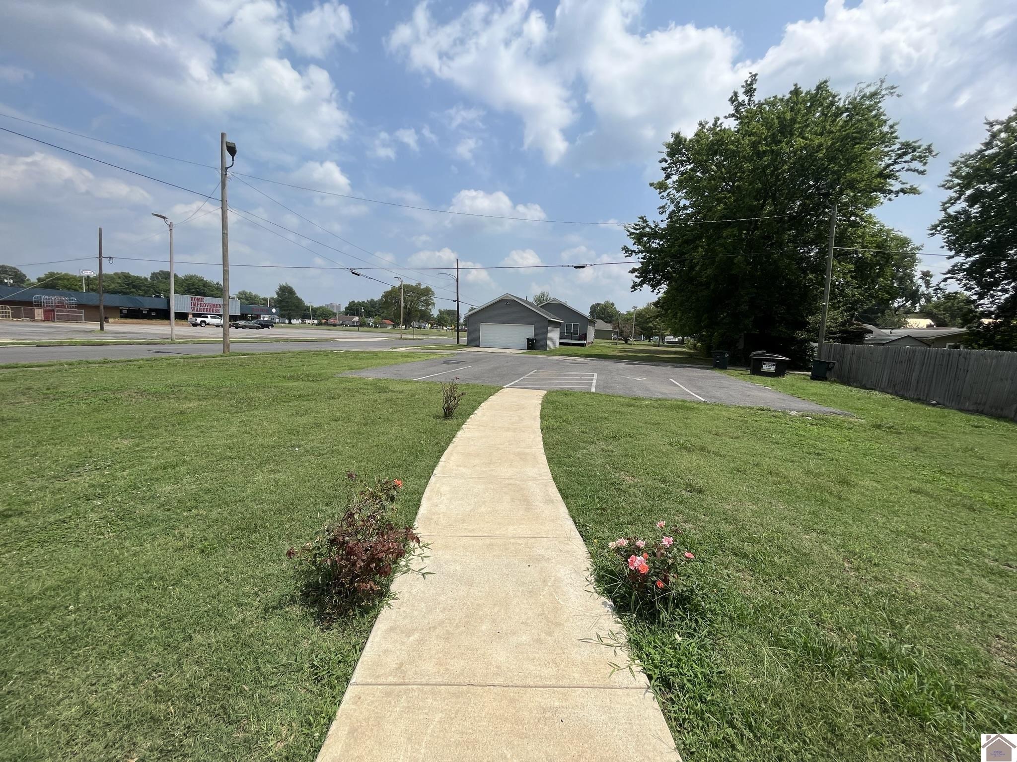 1406 Park Avenue Paducah, Kentucky 42001 122961 Paducah Kentucky