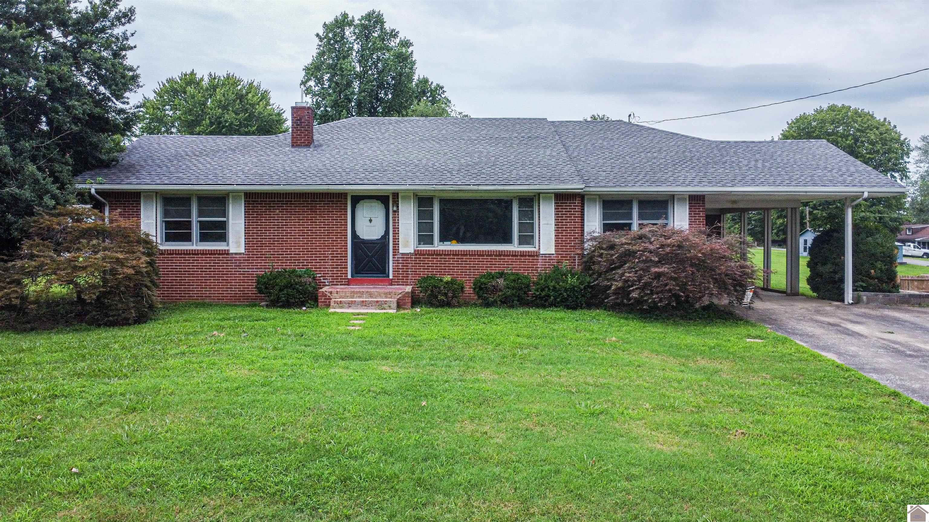 63 Adams St. Bardwell, Kentucky 42023 123192 Paducah Kentucky