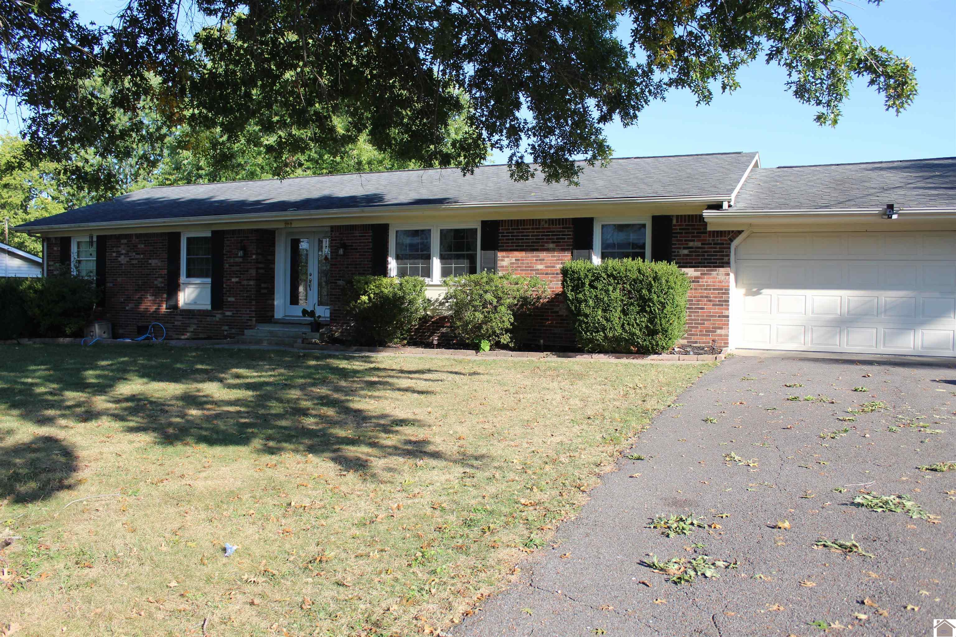 200 Highland Circle Paducah KY 42003 Sold