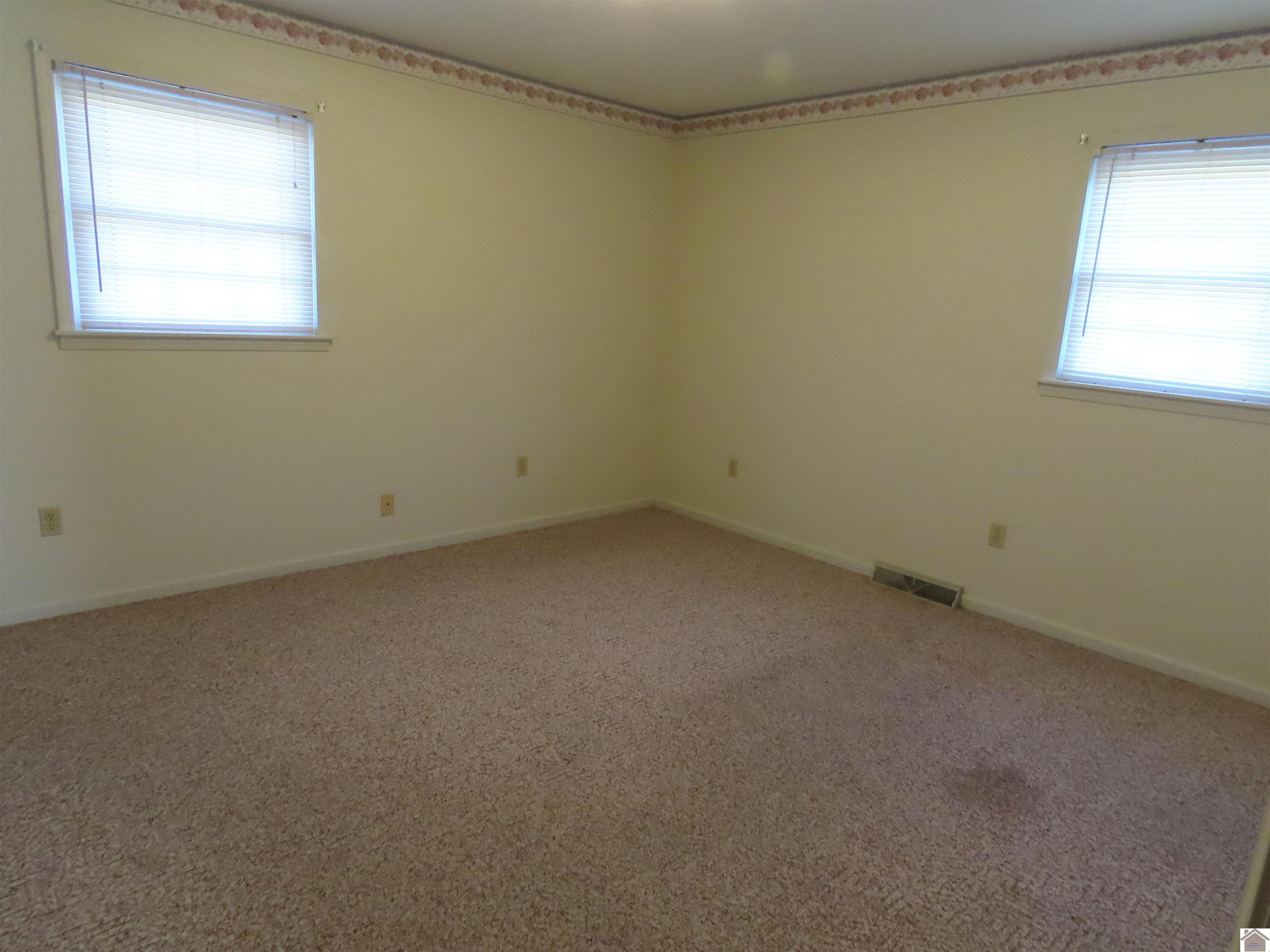 2625 Alton Rd Wingo KY 42088 Pending