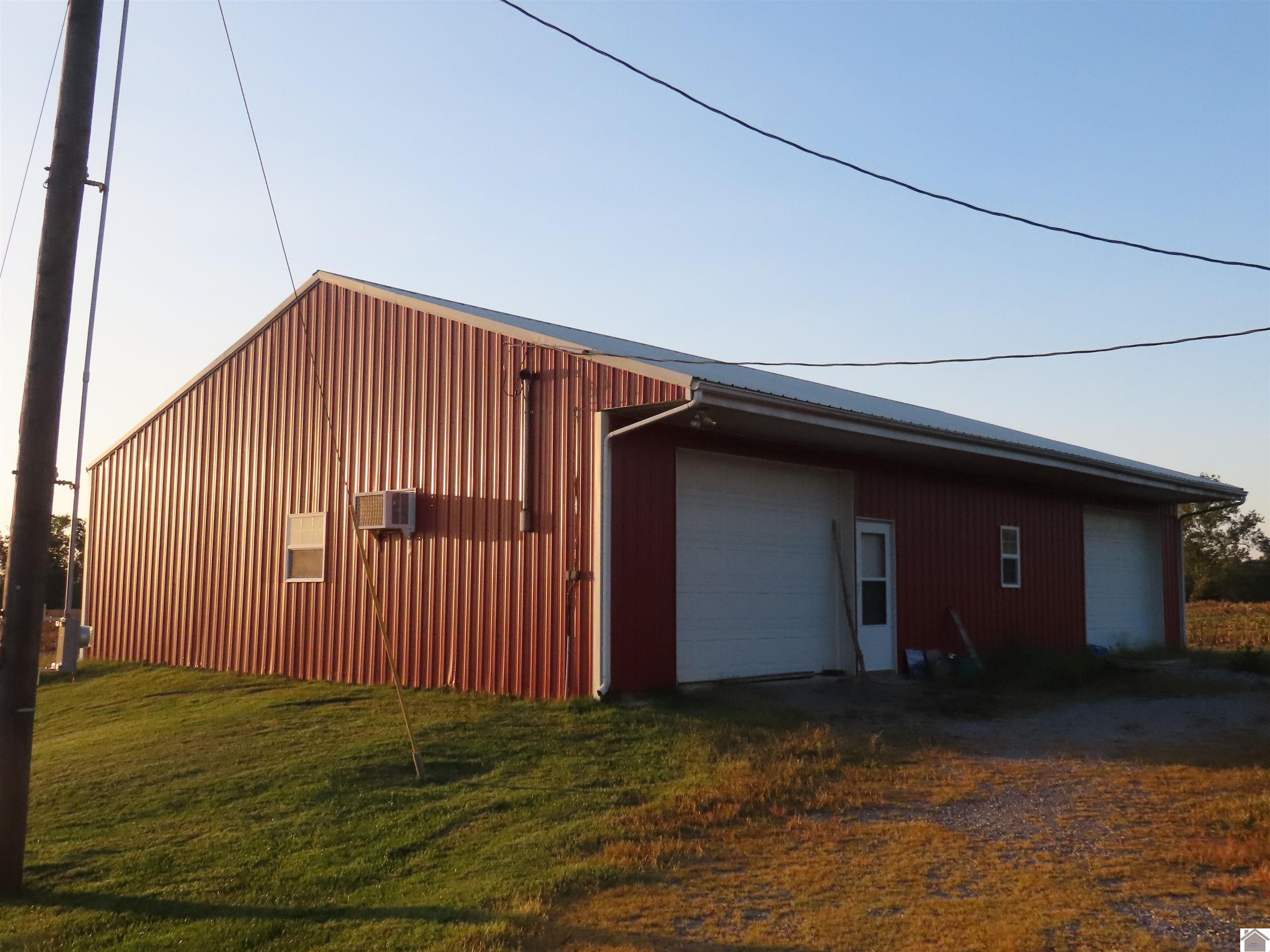 2625 Alton Rd Wingo KY 42088 Pending