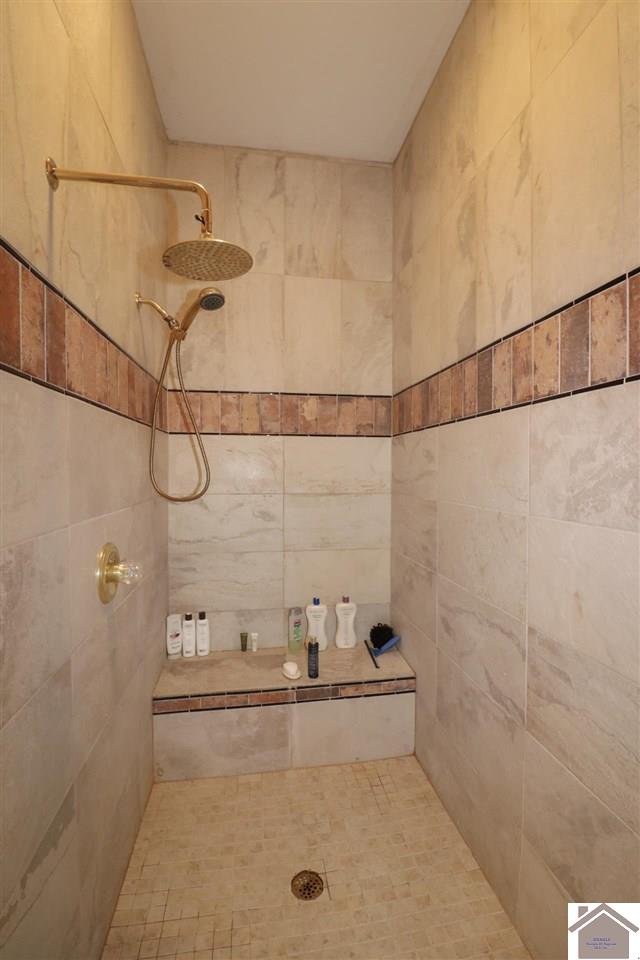 120 Thornberry Drive, Paducah, KY 42003 Listing Photo  29