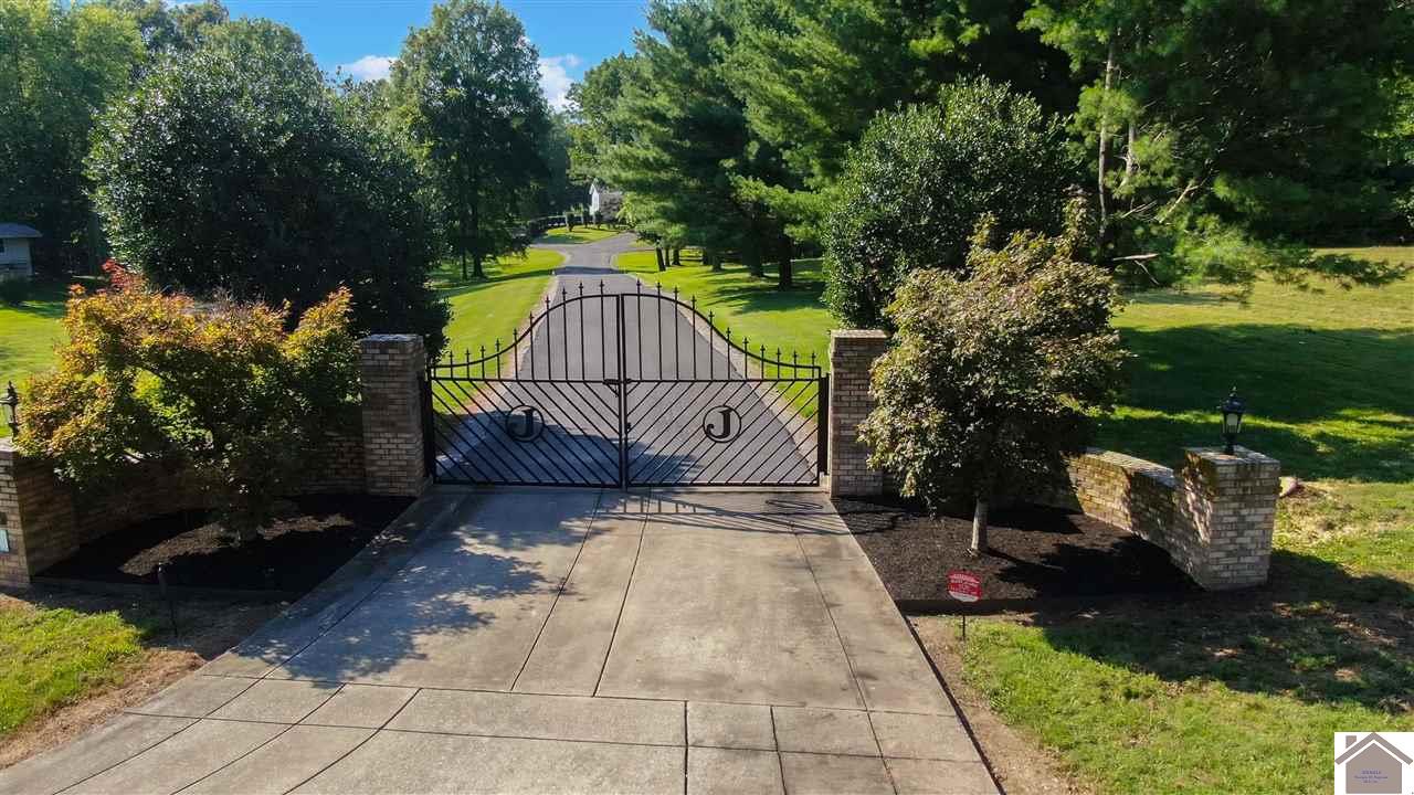 120 Thornberry Drive, Paducah, KY 42003 Listing Photo  4