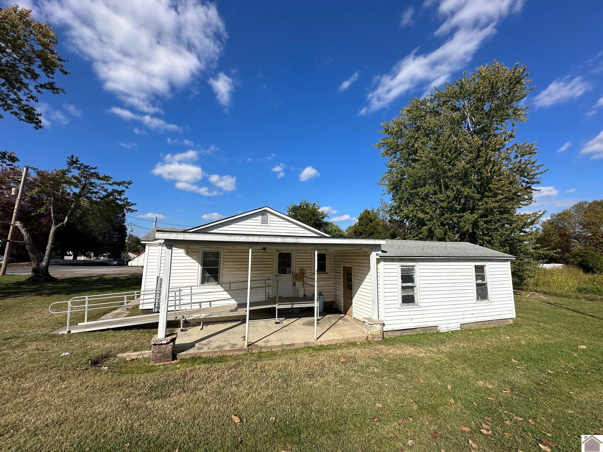 1406 Cuba Road Mayfield KY 42066 Sold