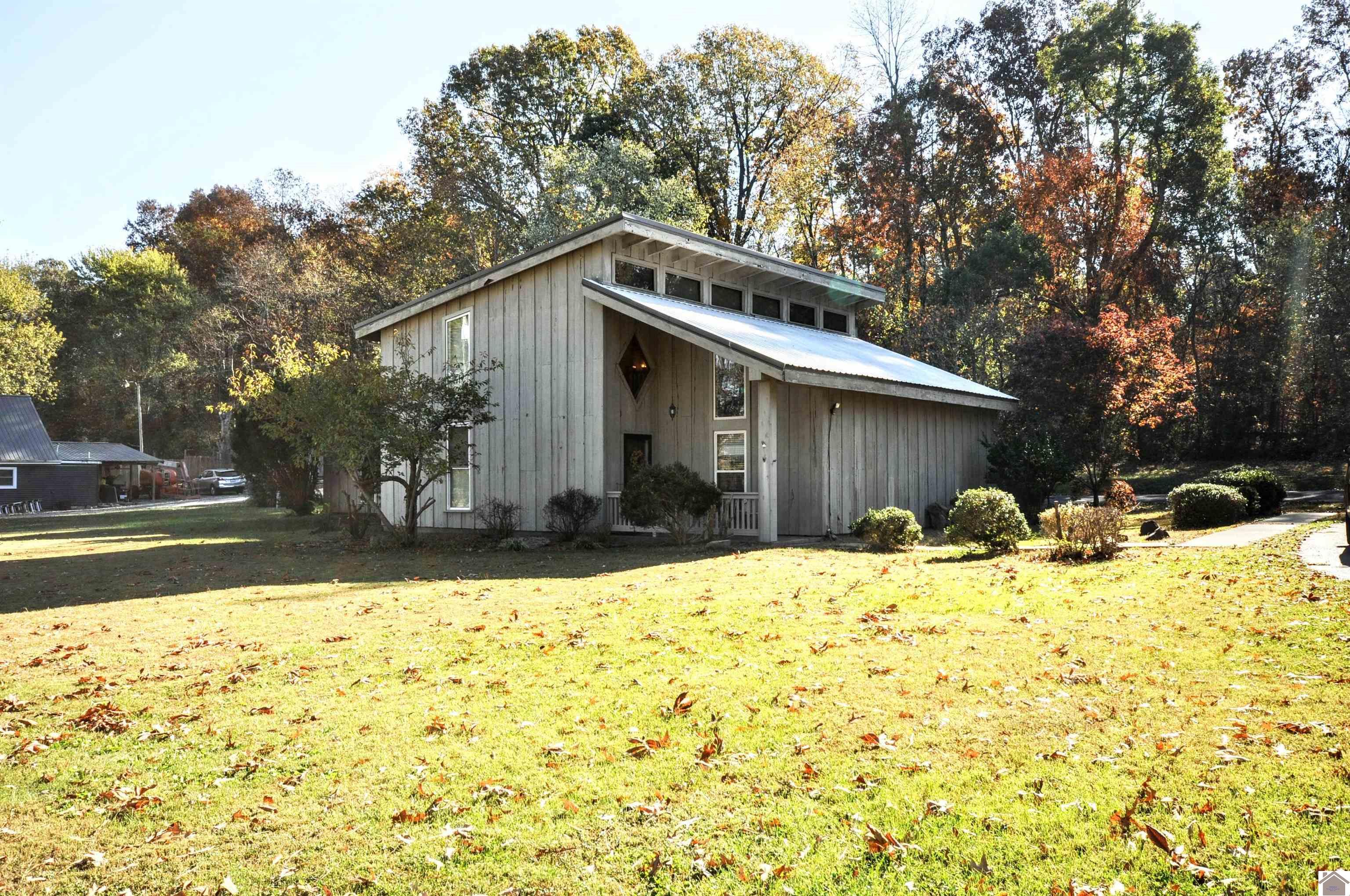 17 Vaughns Chapel Road Calvert City, KY 42029 Kentucky Real Estate