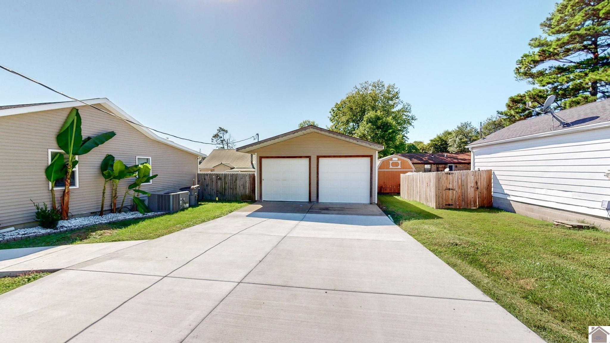 301 John E Robinson Avenue Paducah KY 42001 Sold