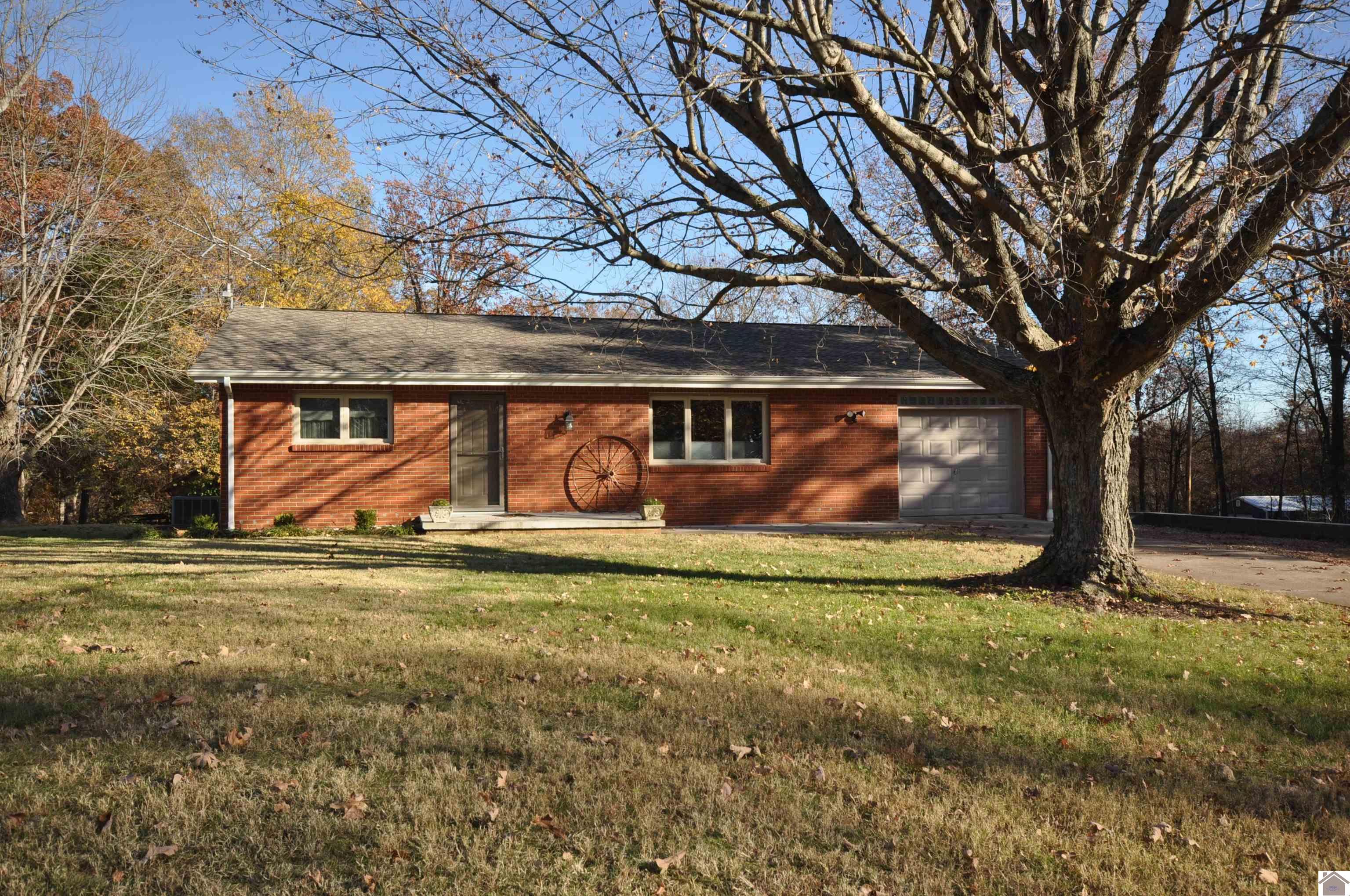 1062 Ridge Road Gilbertsville, KY 42044 Kentucky Real Estate