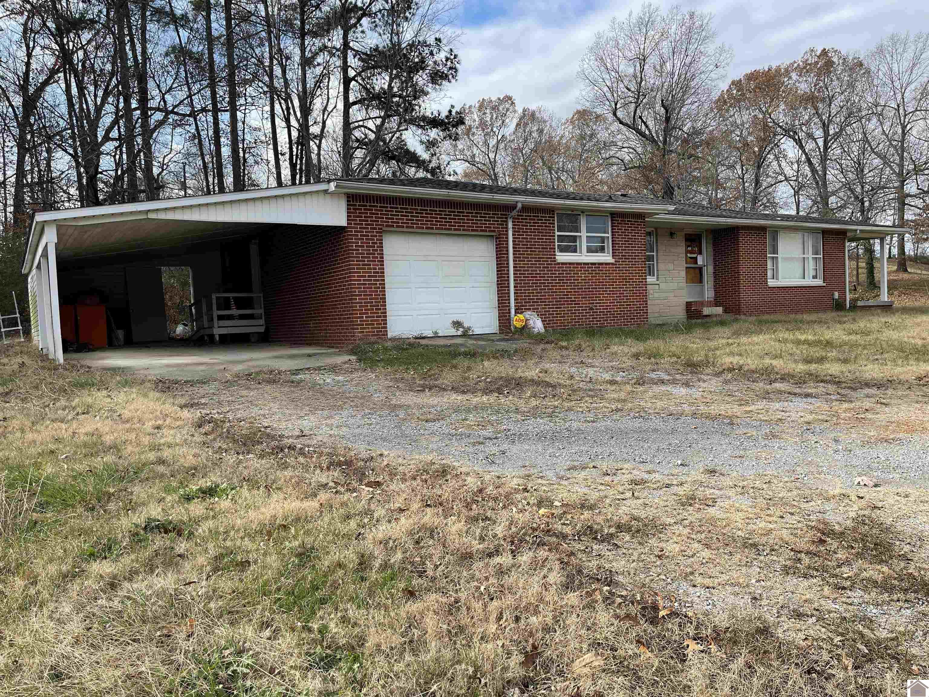 2866 Murray HWY Benton KY 42025 Active