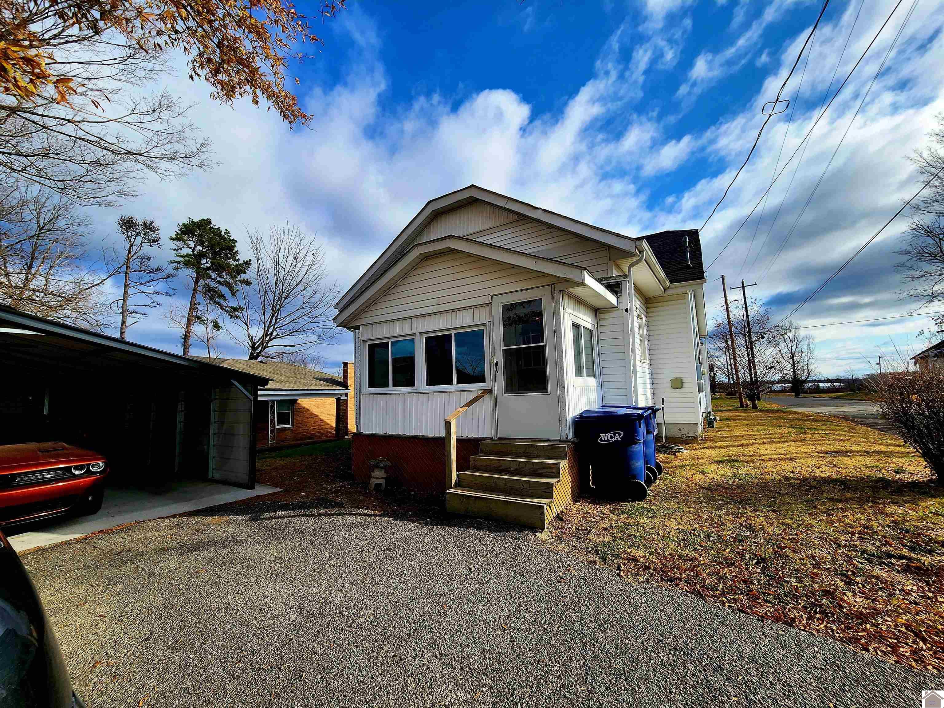 603 N 6th Mayfield KY 42066 Active