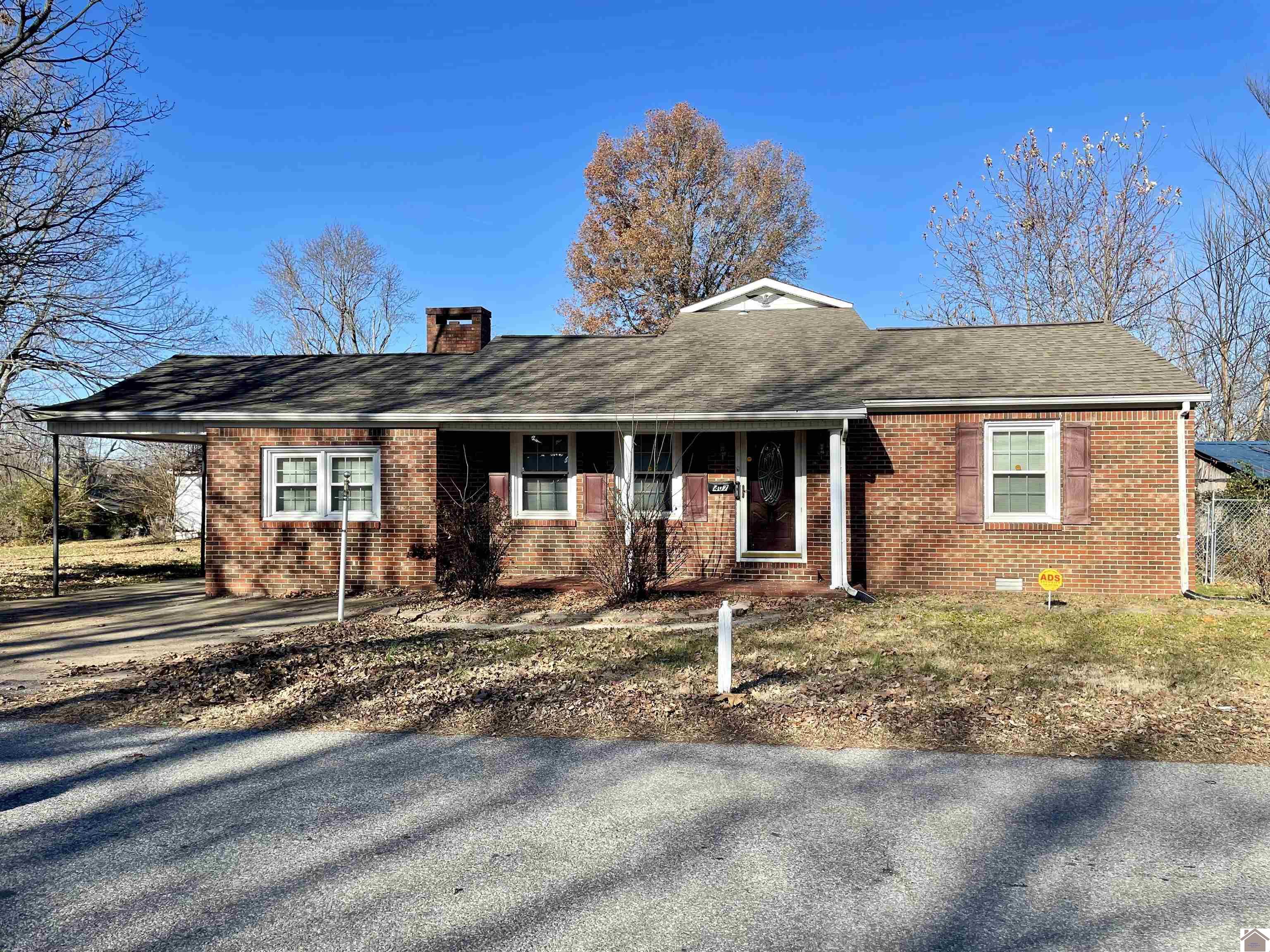 407 W Fuller Street Mayfield KY 42066 Active
