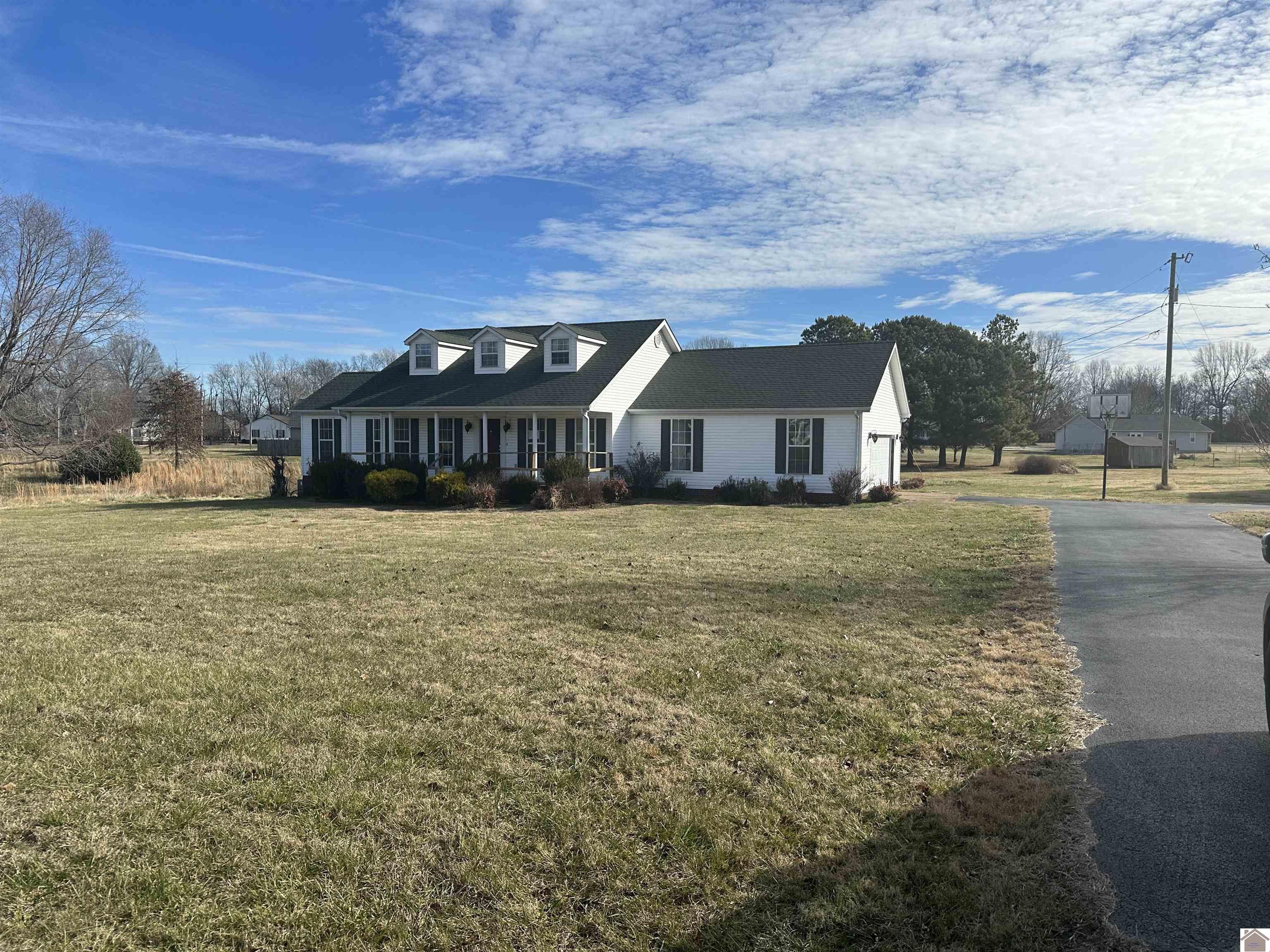 74 Woodgrove Lane Benton KY 42025 Active