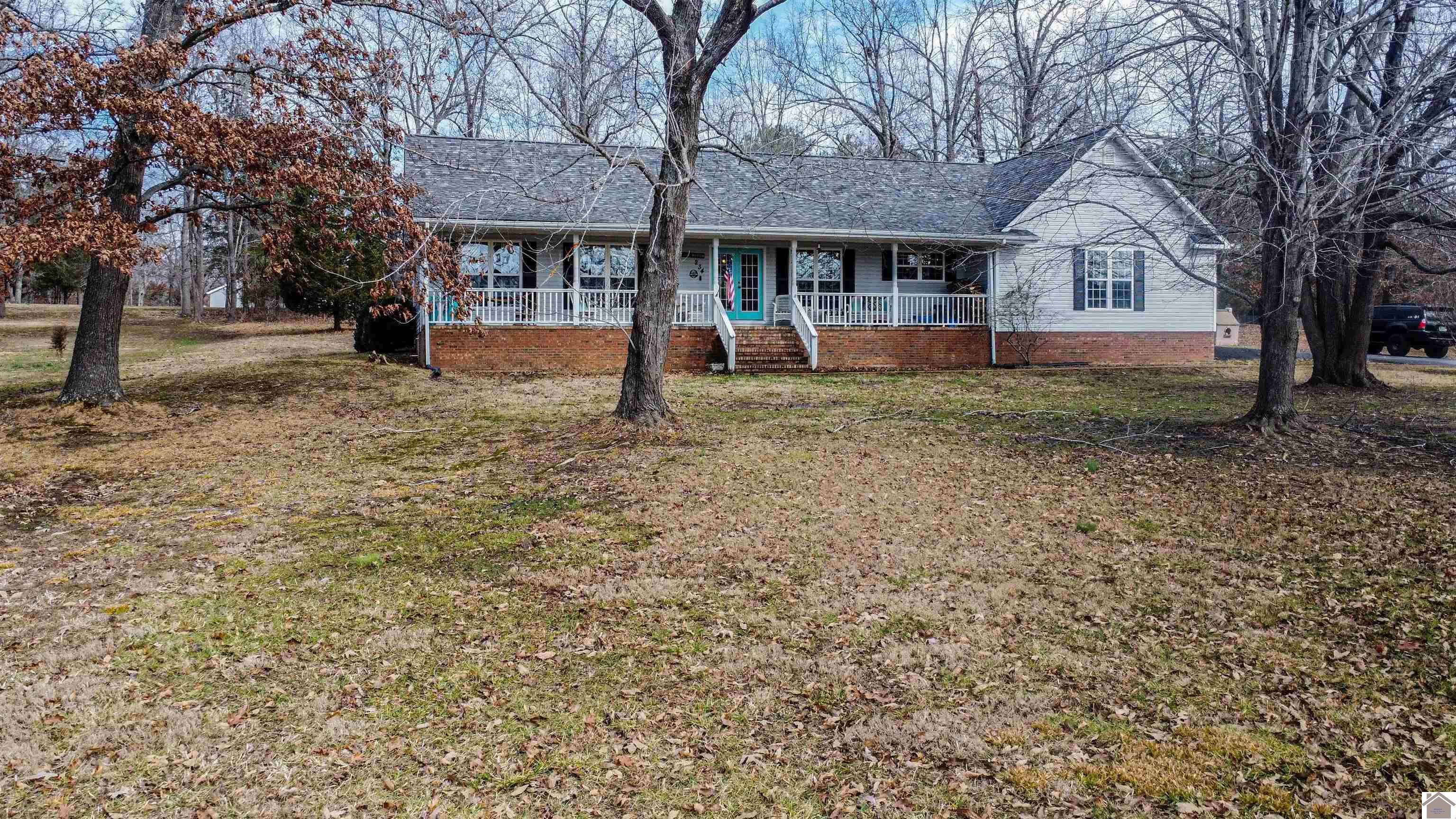 234 Lake Forest Drive Gilbertsville KY 42044 Active