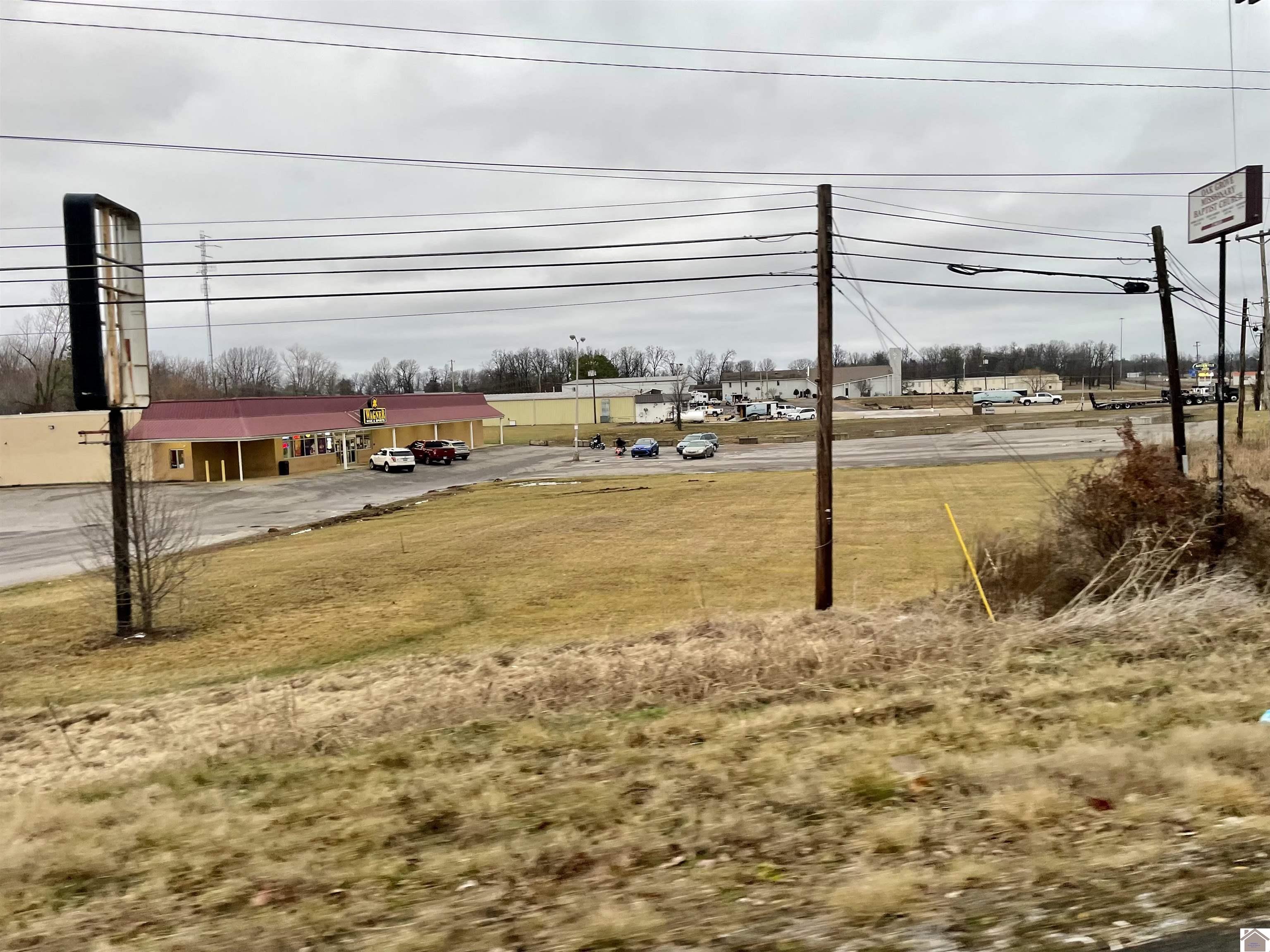 1500 W Broadway, Mayfield, KY 42066 Listing Photo  14