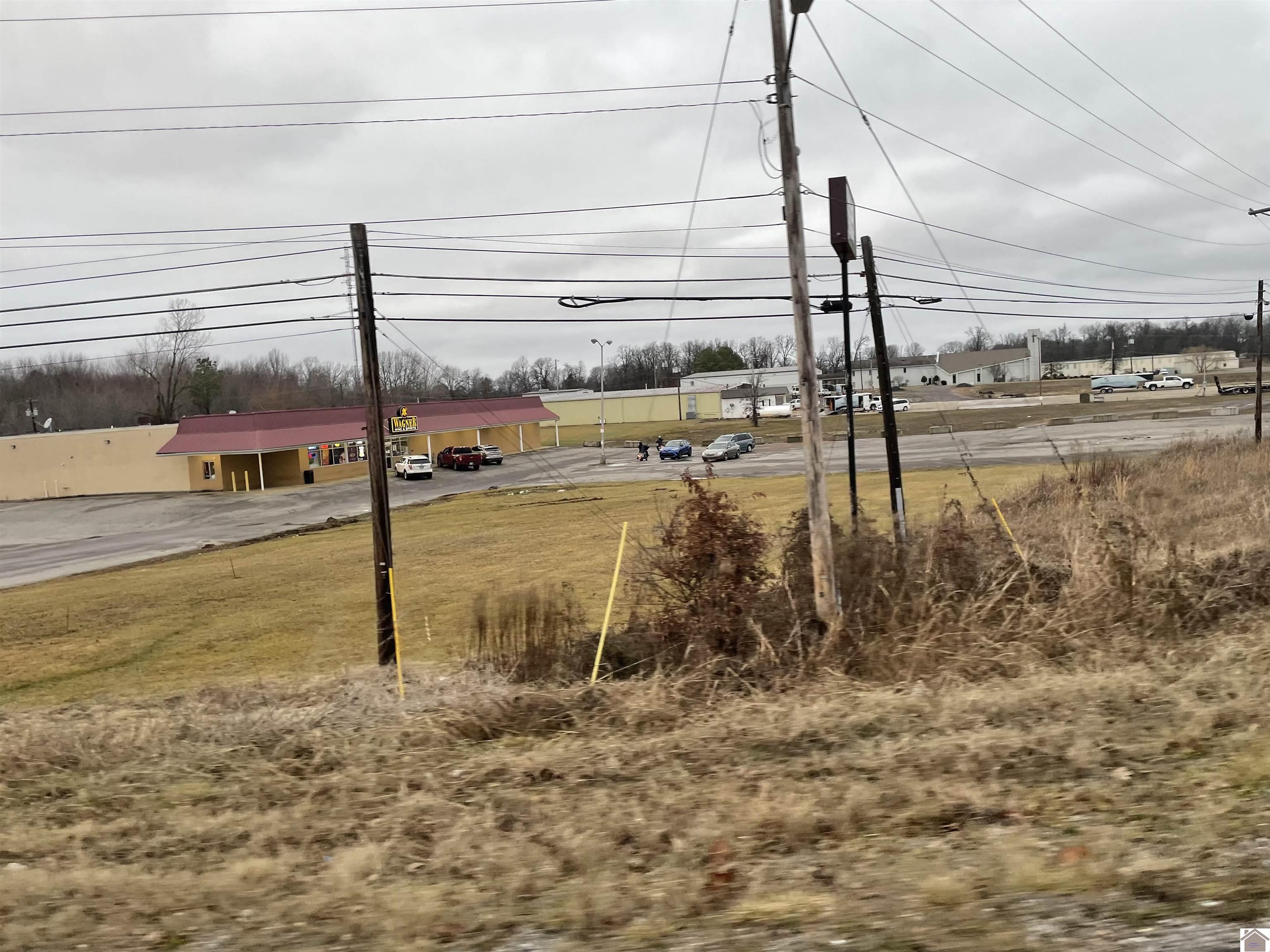 1500 W Broadway, Mayfield, KY 42066 Listing Photo  15