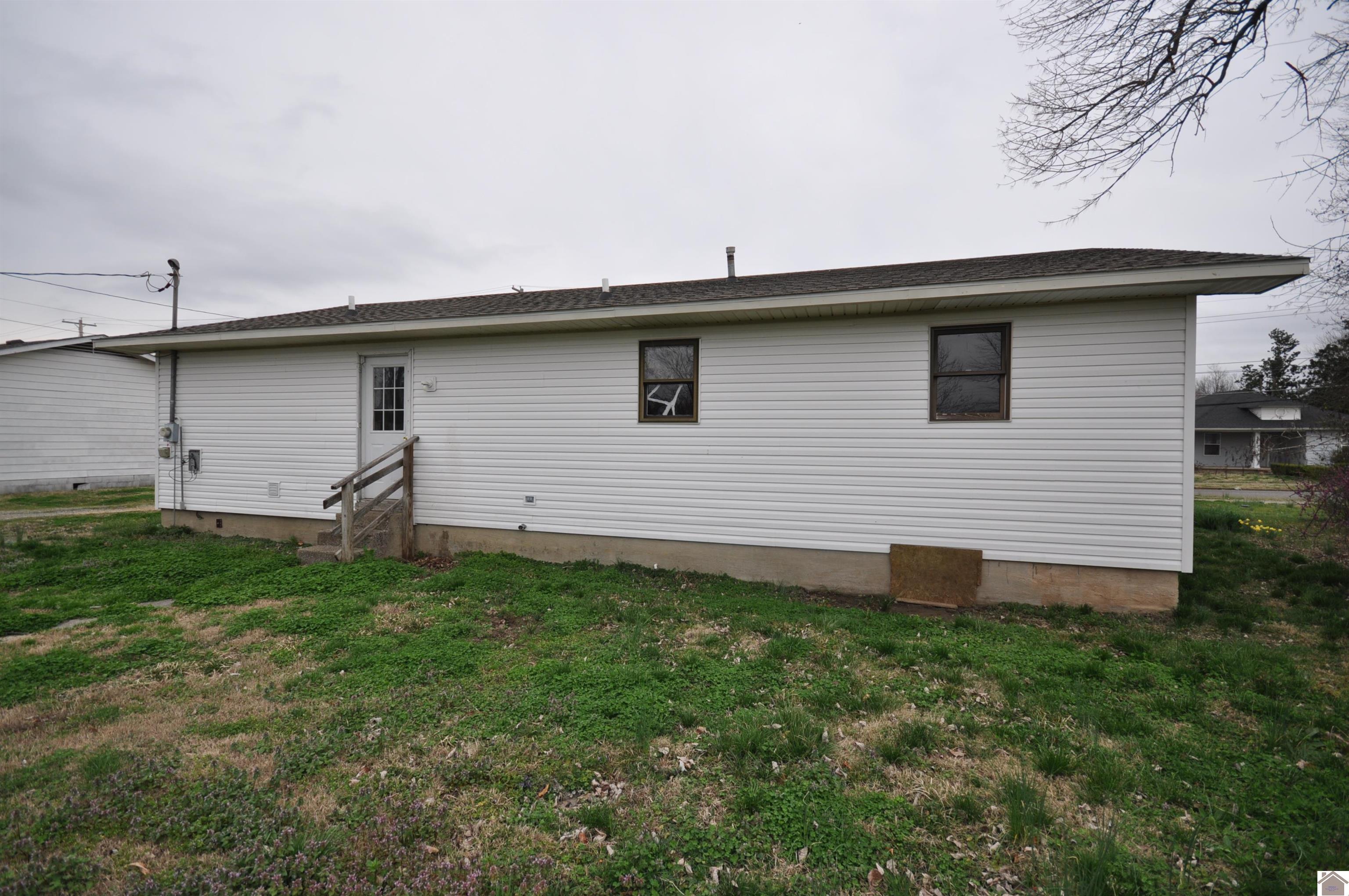 511 S 8th Street, Mayfield, KY 42066 Listing Photo  18