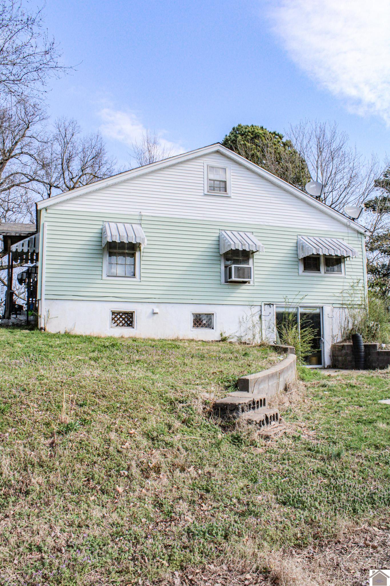 42 Middle Street, Bardwell, KY 42023 Listing Photo  3