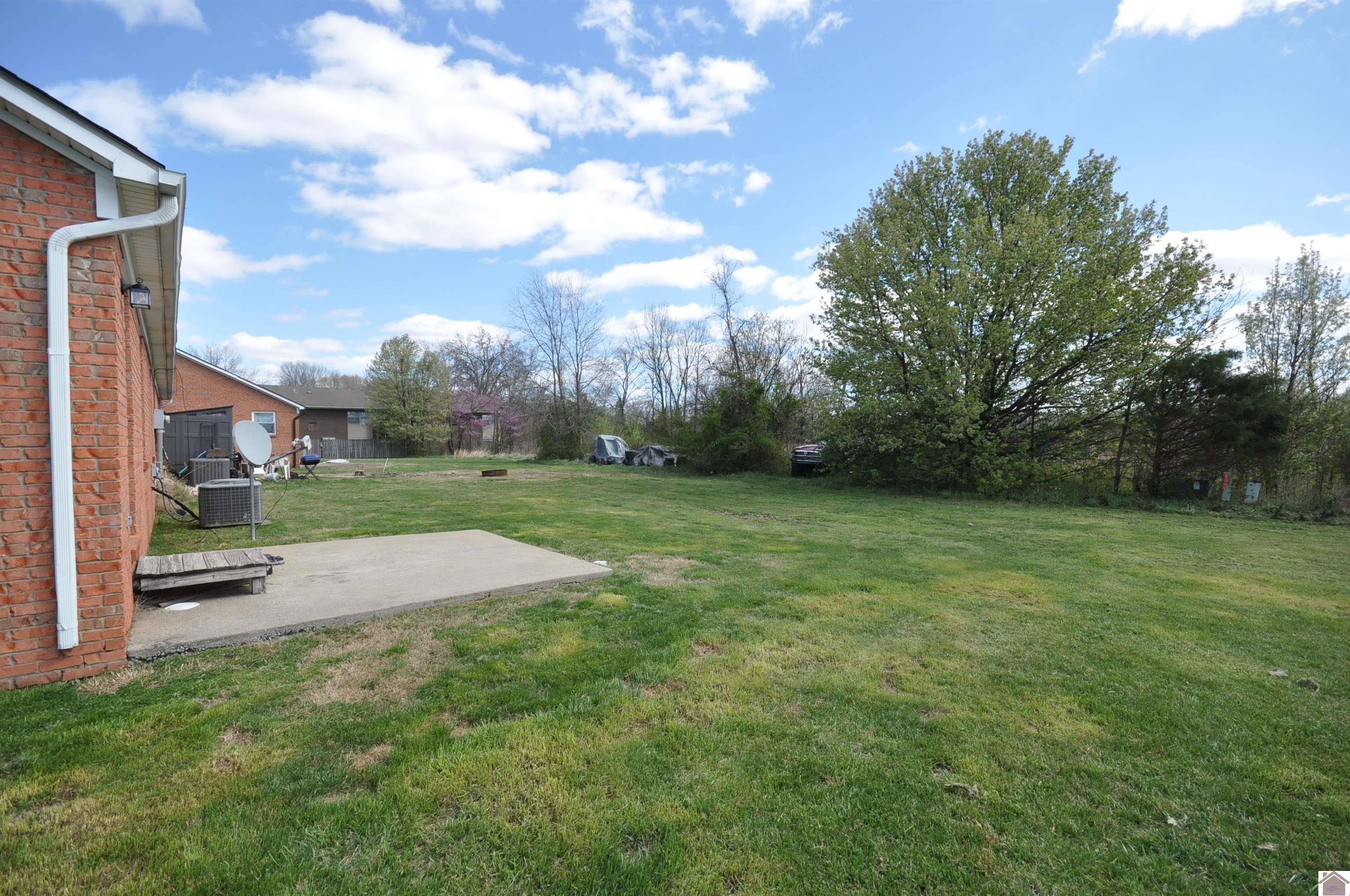 709 Bagwell Court, Murray, KY 42071 Listing Photo  2