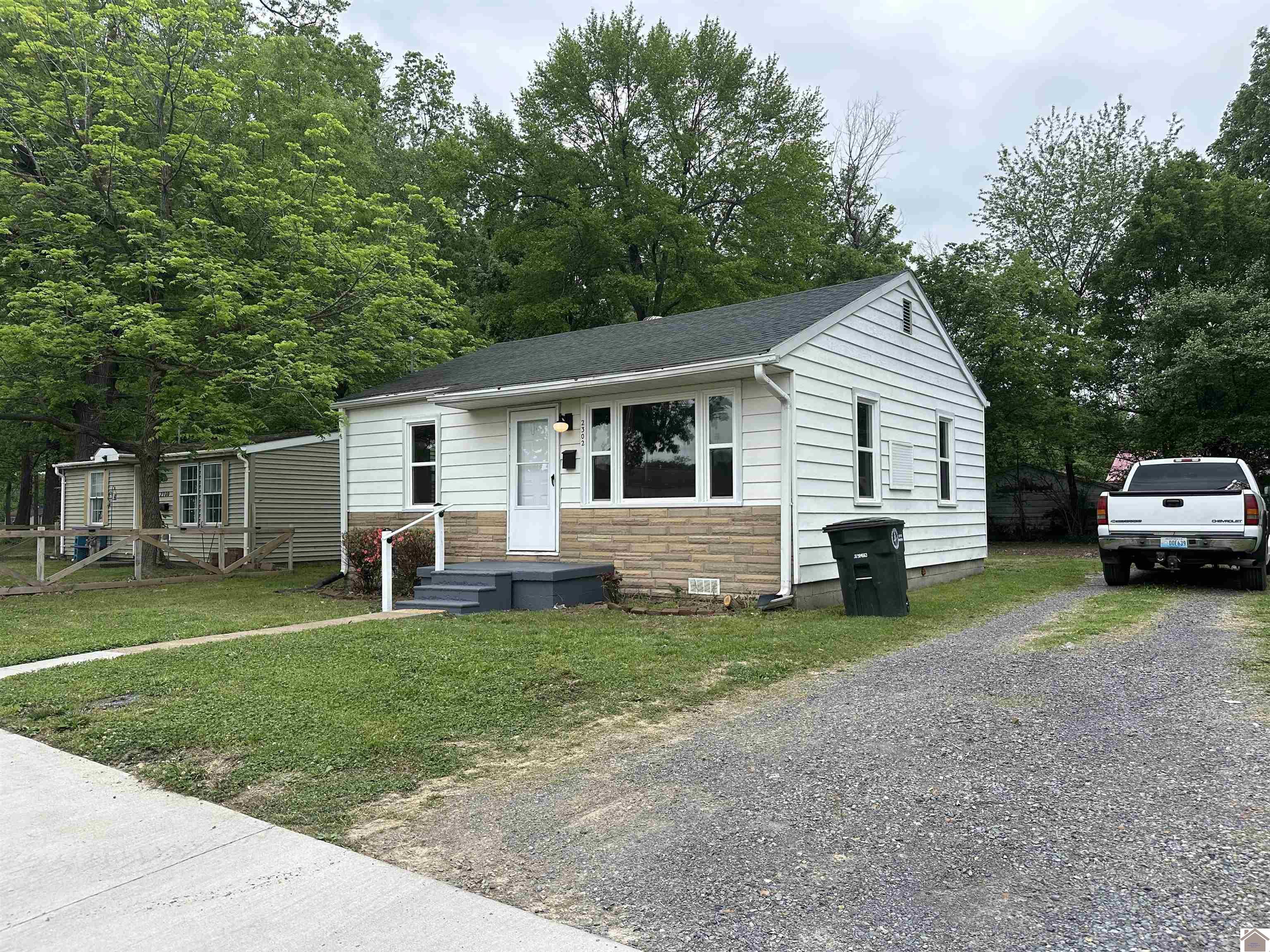 2302 S 25th, Paducah, KY 42001 Listing Photo  17
