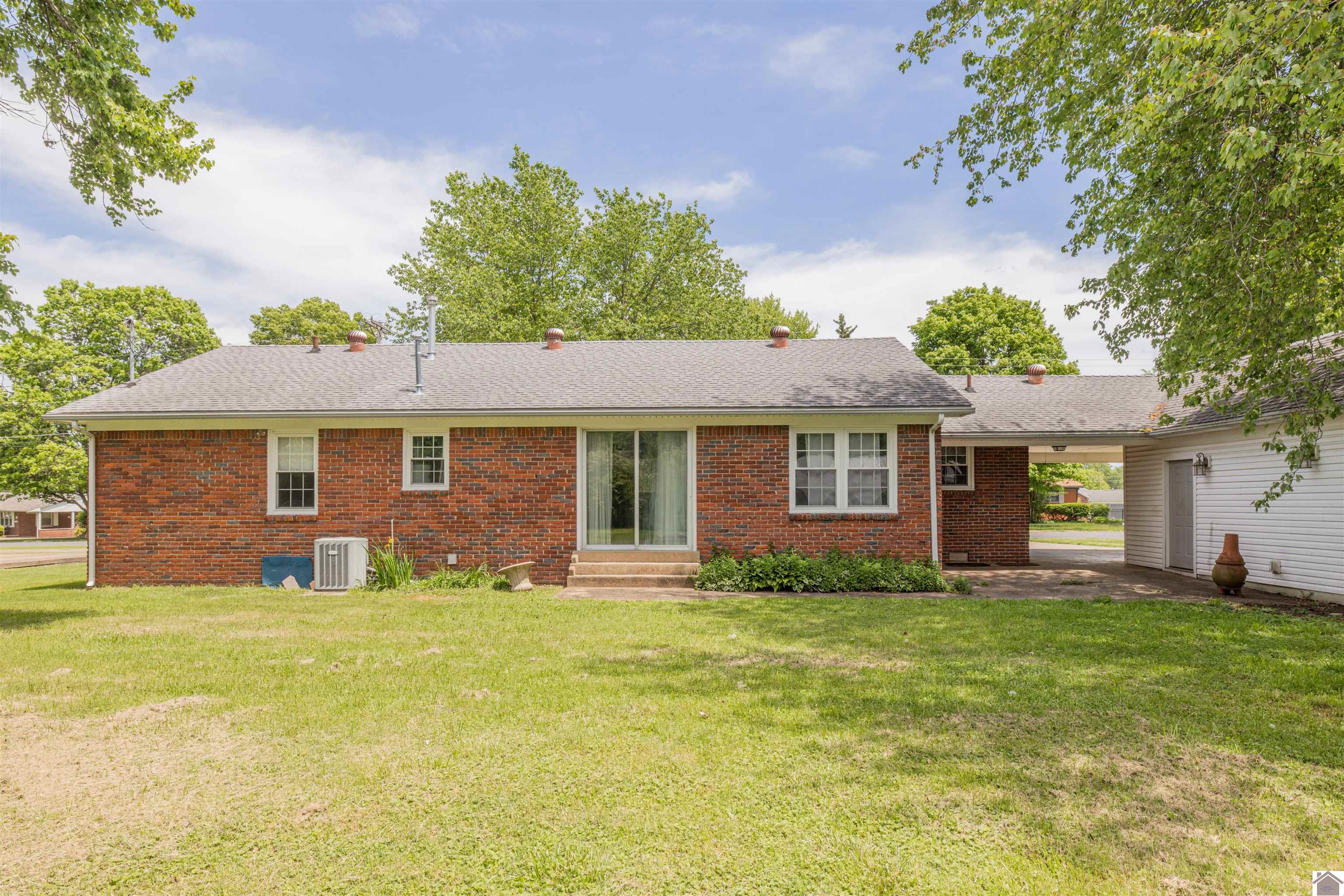 1203 Wilton Ave, Mayfield, KY 42066 Listing Photo  3