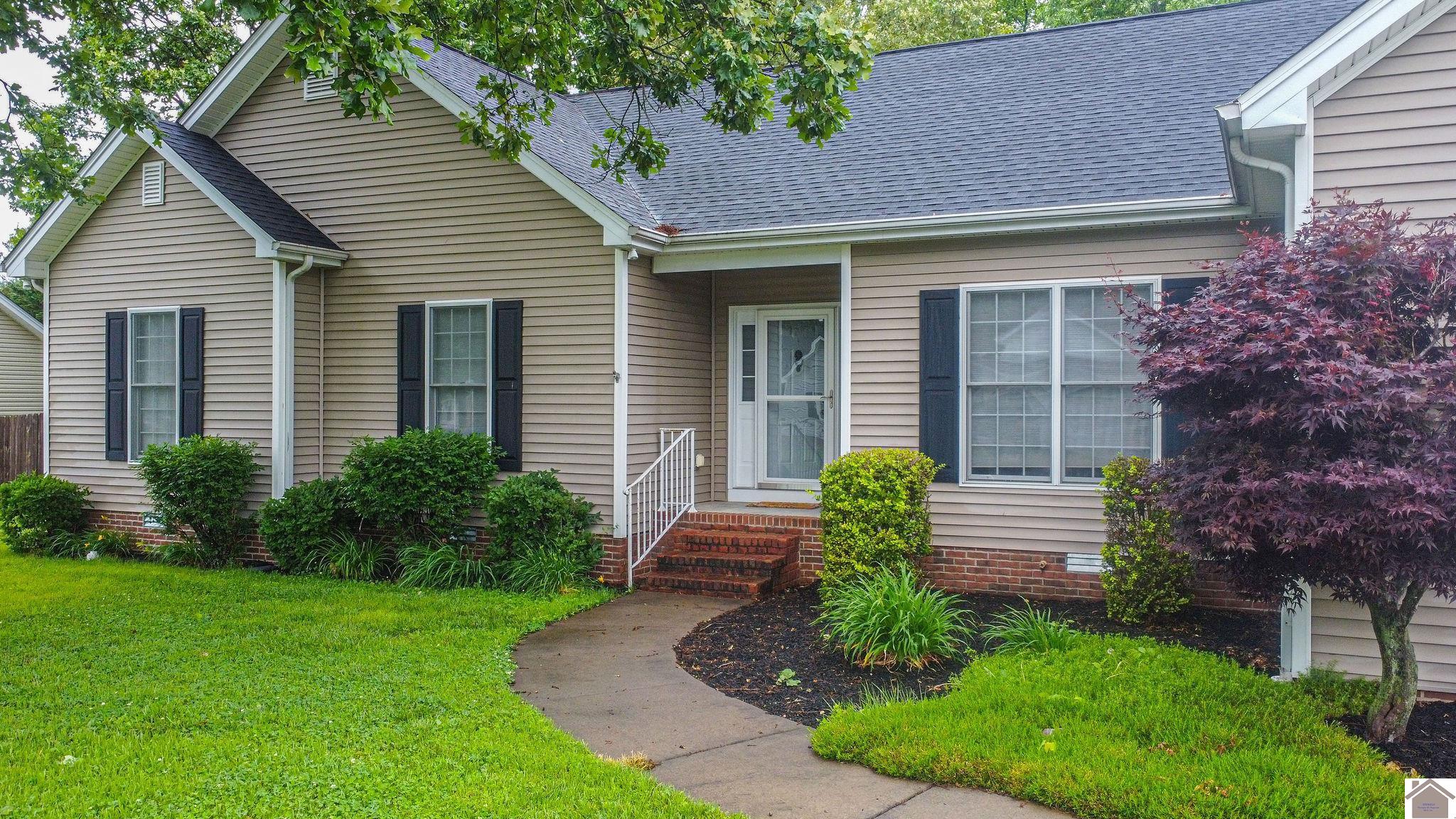 8215 Danube Dr., West Paducah, KY 42086 Listing Photo  2