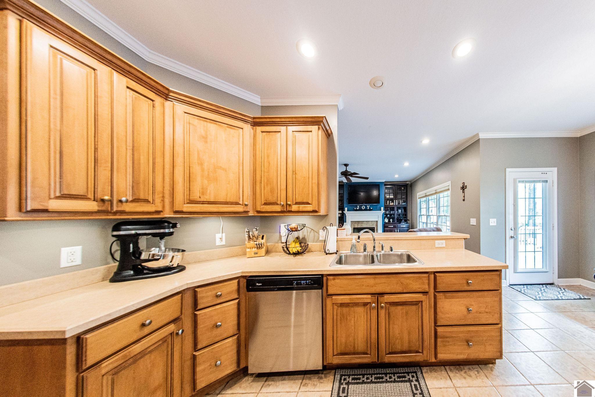 8215 Danube Dr., West Paducah, KY 42086 Listing Photo  12
