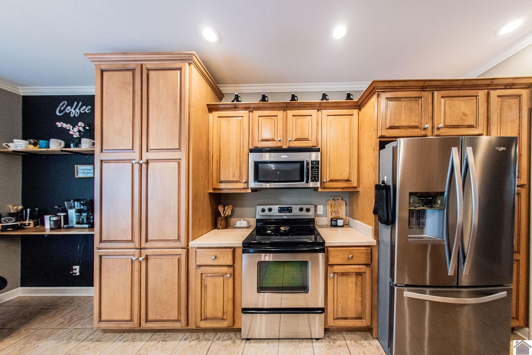 8215 Danube Dr., West Paducah, KY 42086 Listing Photo  13