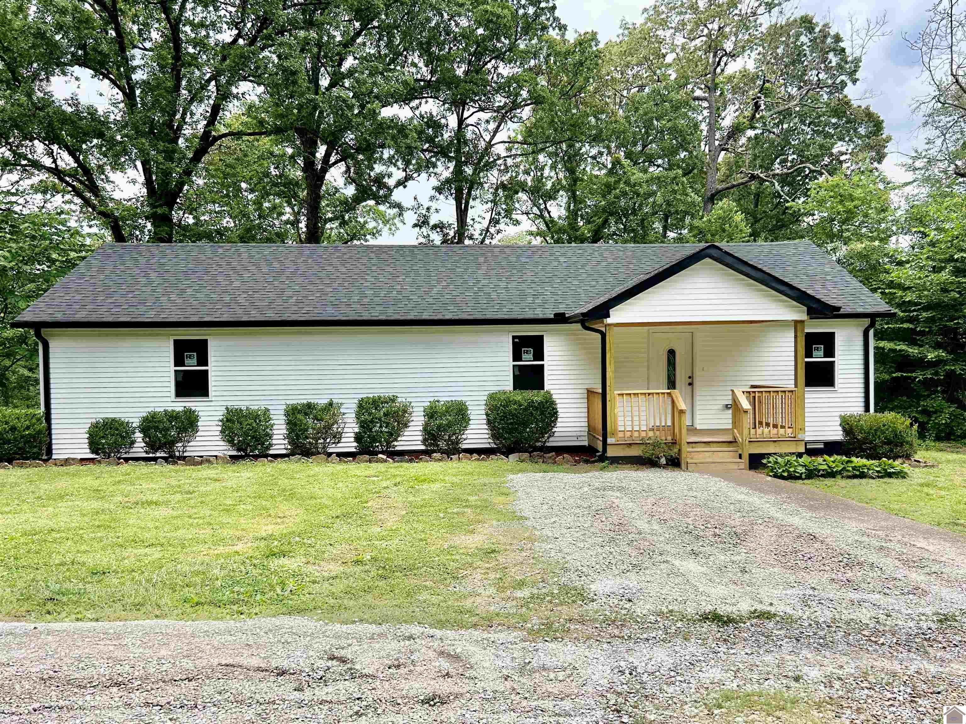 1243 Oak Level Road Benton KY 42025 Sold