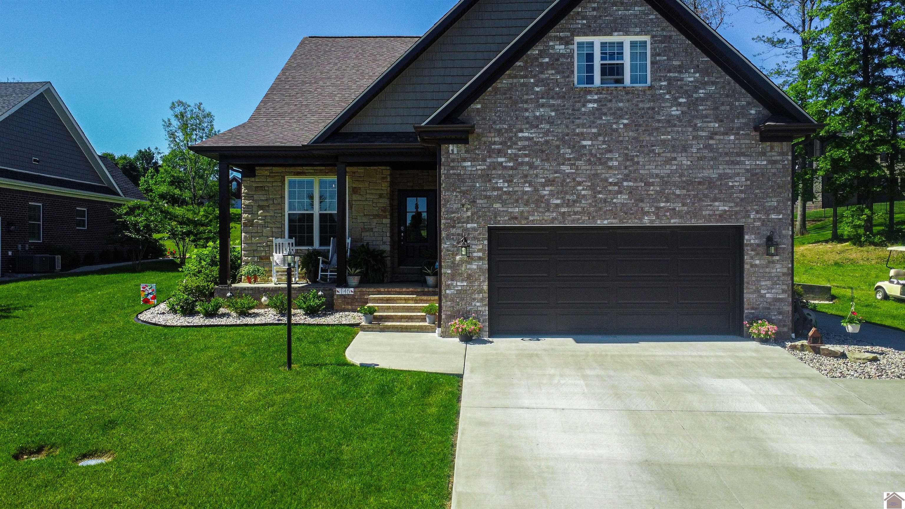 145 Falling Brook, Paducah, KY 42003 Listing Photo  2