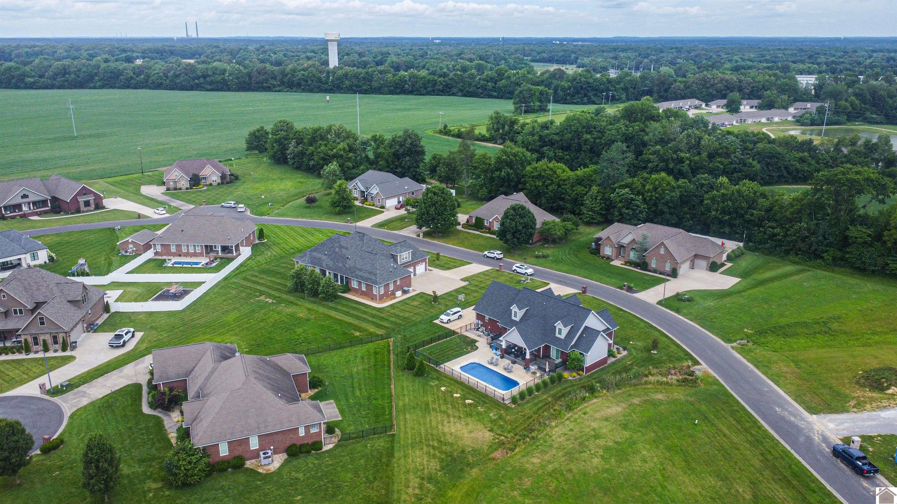 355 Cimarron Way, Paducah, KY 42001 Listing Photo  4