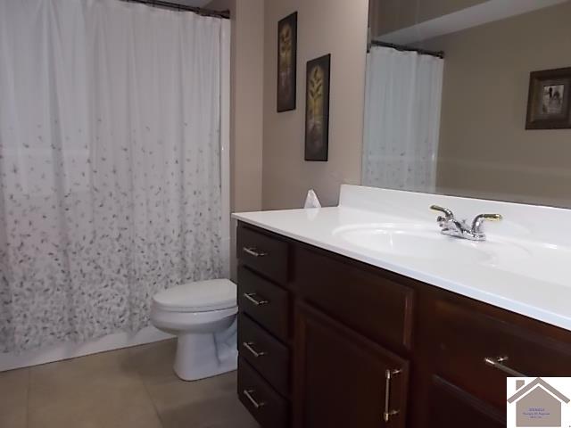 230 Forest Ridge Cove, Paducah, KY 42003 Listing Photo  12