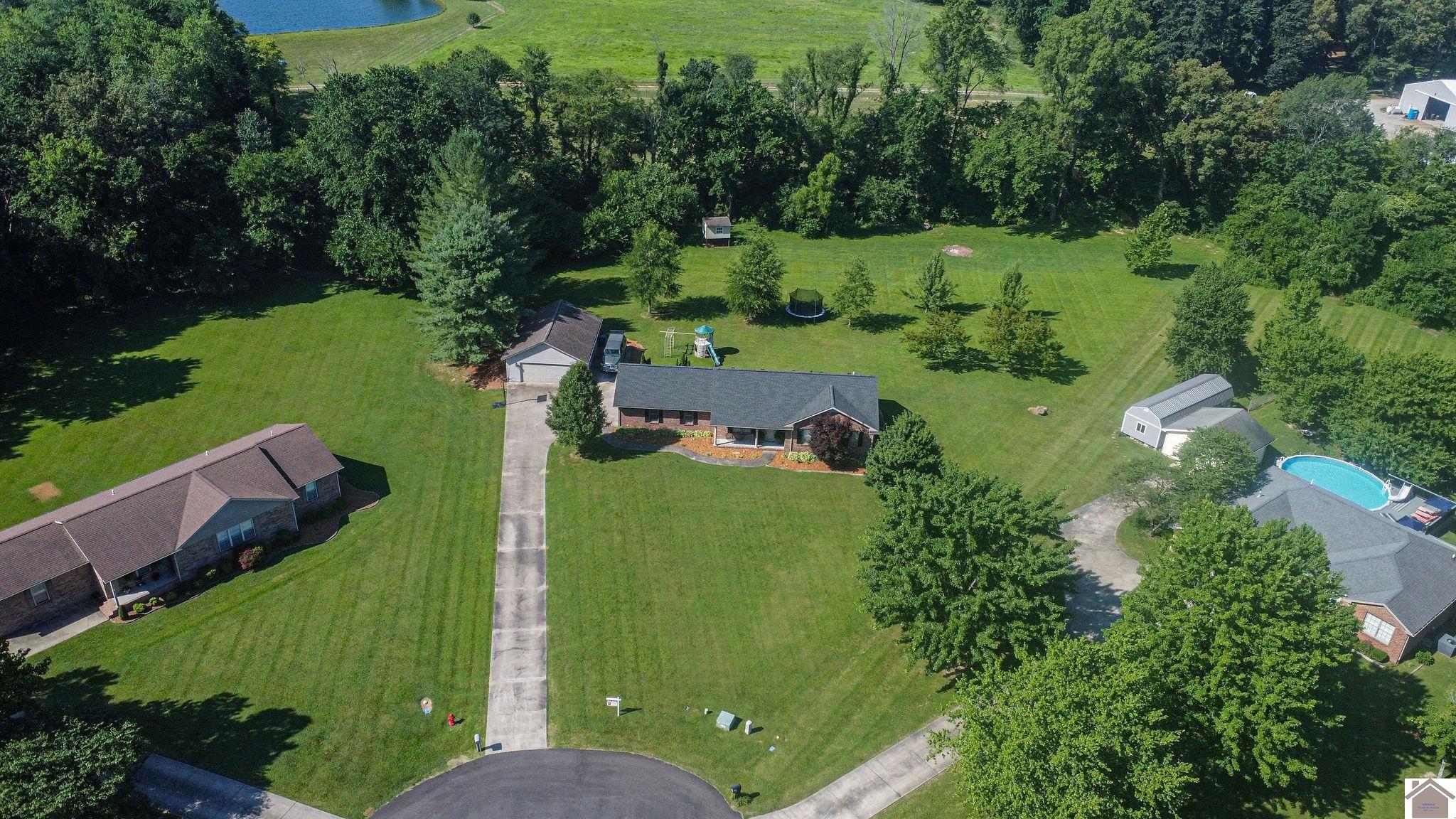 3900 Lanie Drive, Kevil, KY 42053 Listing Photo  2