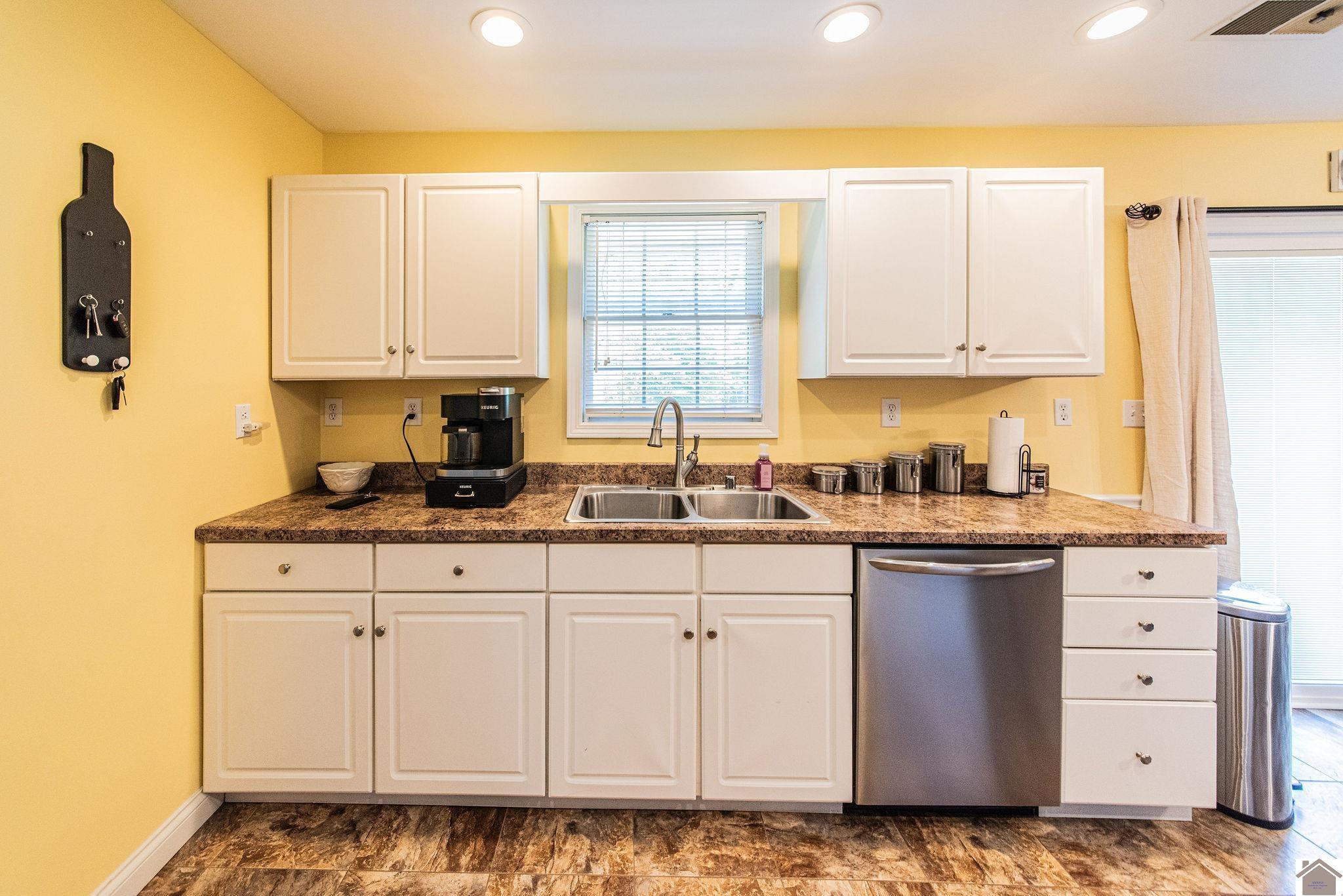 3900 Lanie Drive, Kevil, KY 42053 Listing Photo  13