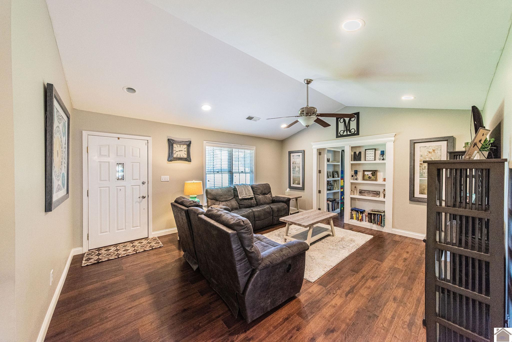 3900 Lanie Drive, Kevil, KY 42053 Listing Photo  4