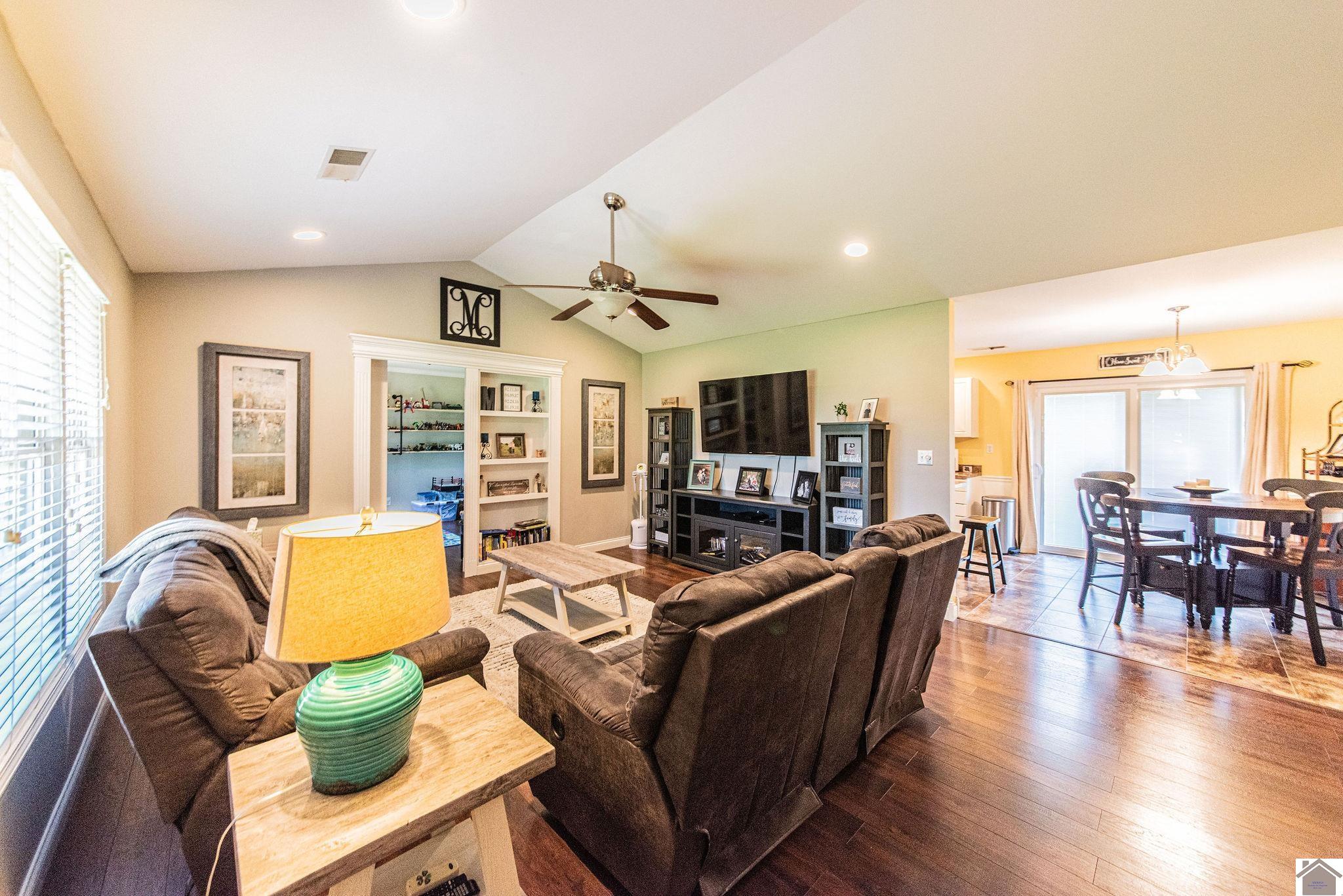 3900 Lanie Drive, Kevil, KY 42053 Listing Photo  5