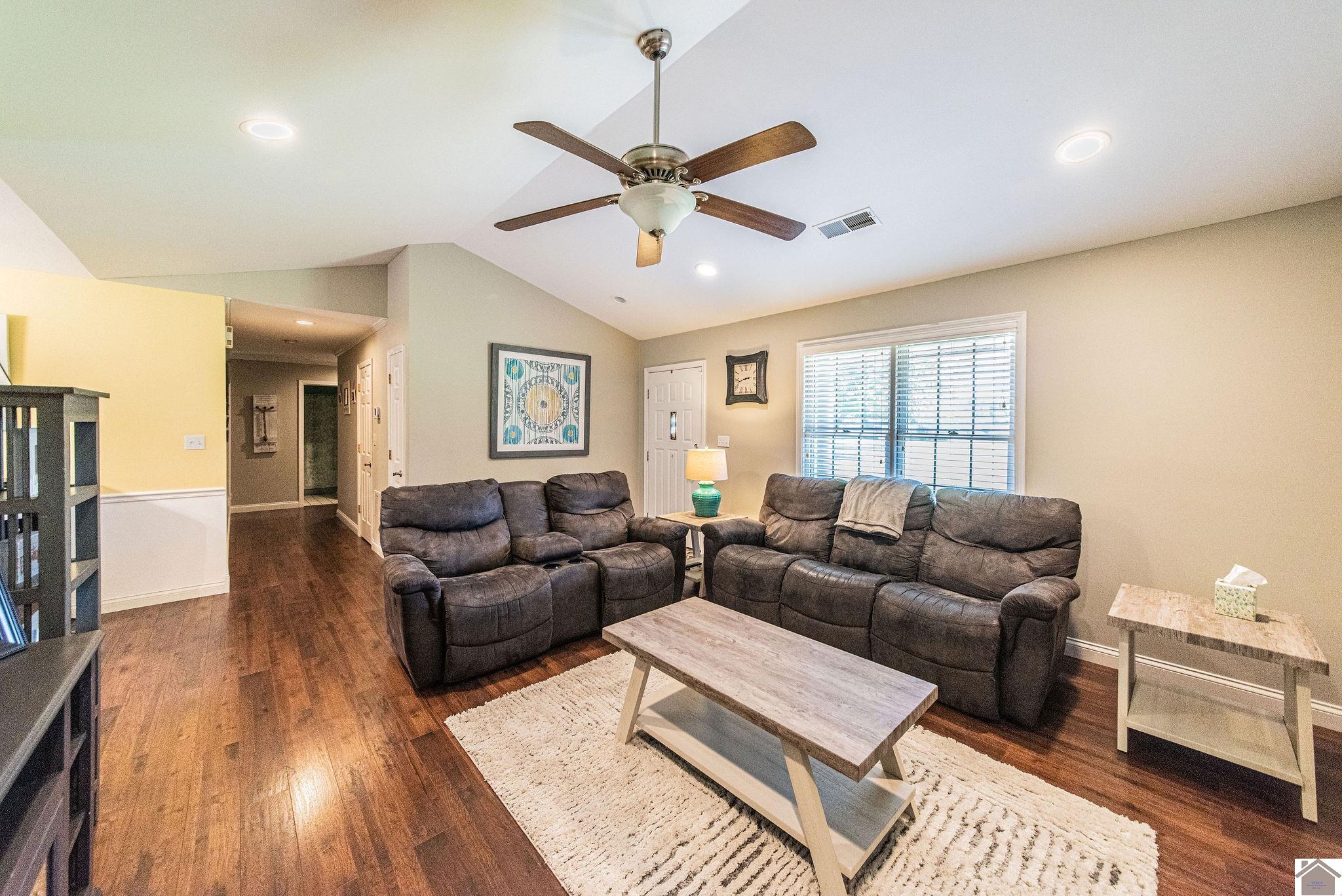 3900 Lanie Drive, Kevil, KY 42053 Listing Photo  6