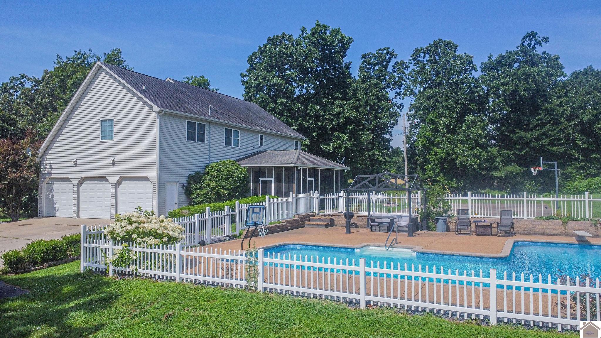 252 Clark Road, Mayfield, KY 42066 Listing Photo  30