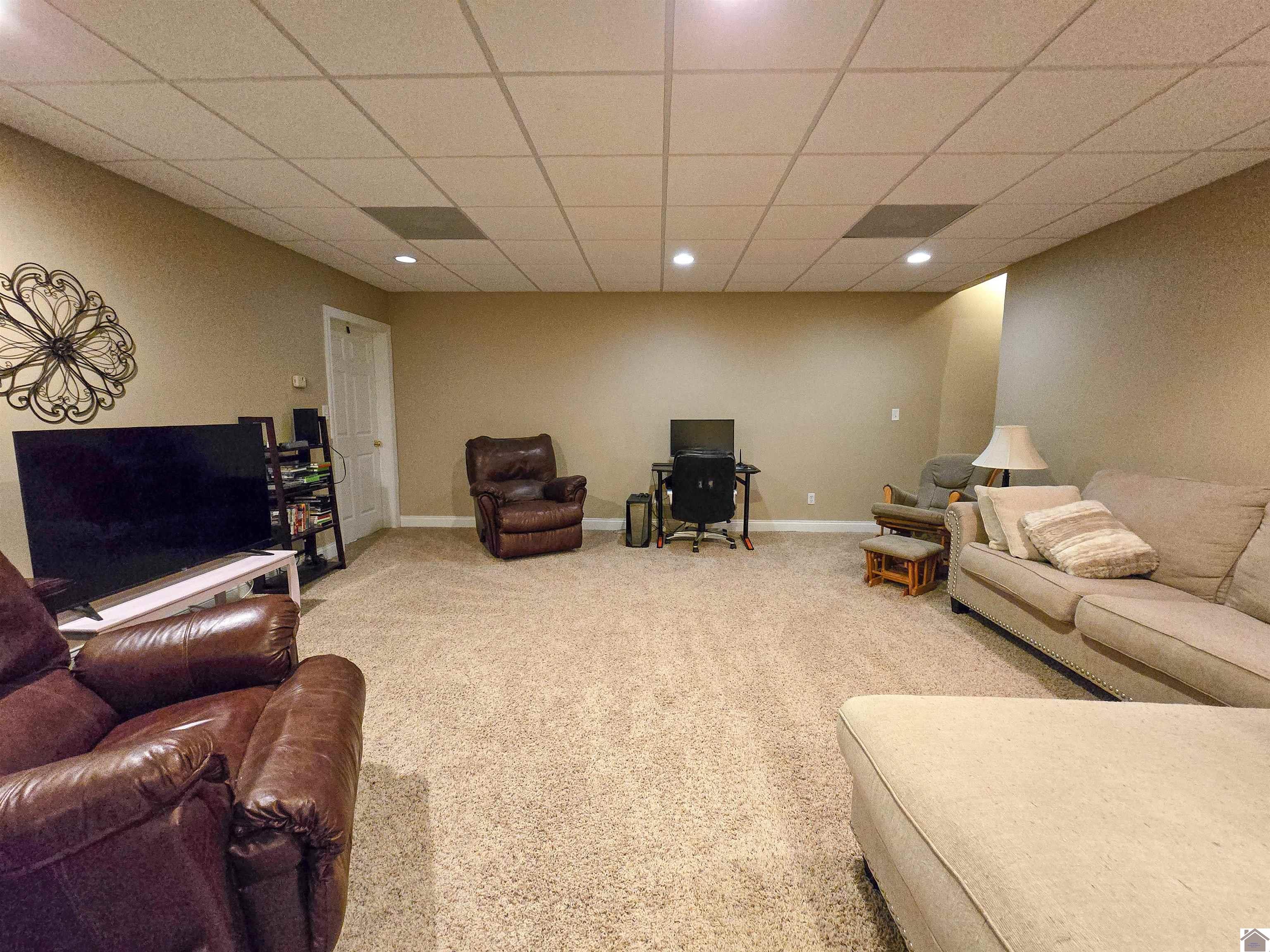 130 Hunting Creek, Paducah, KY 42003 Listing Photo  29