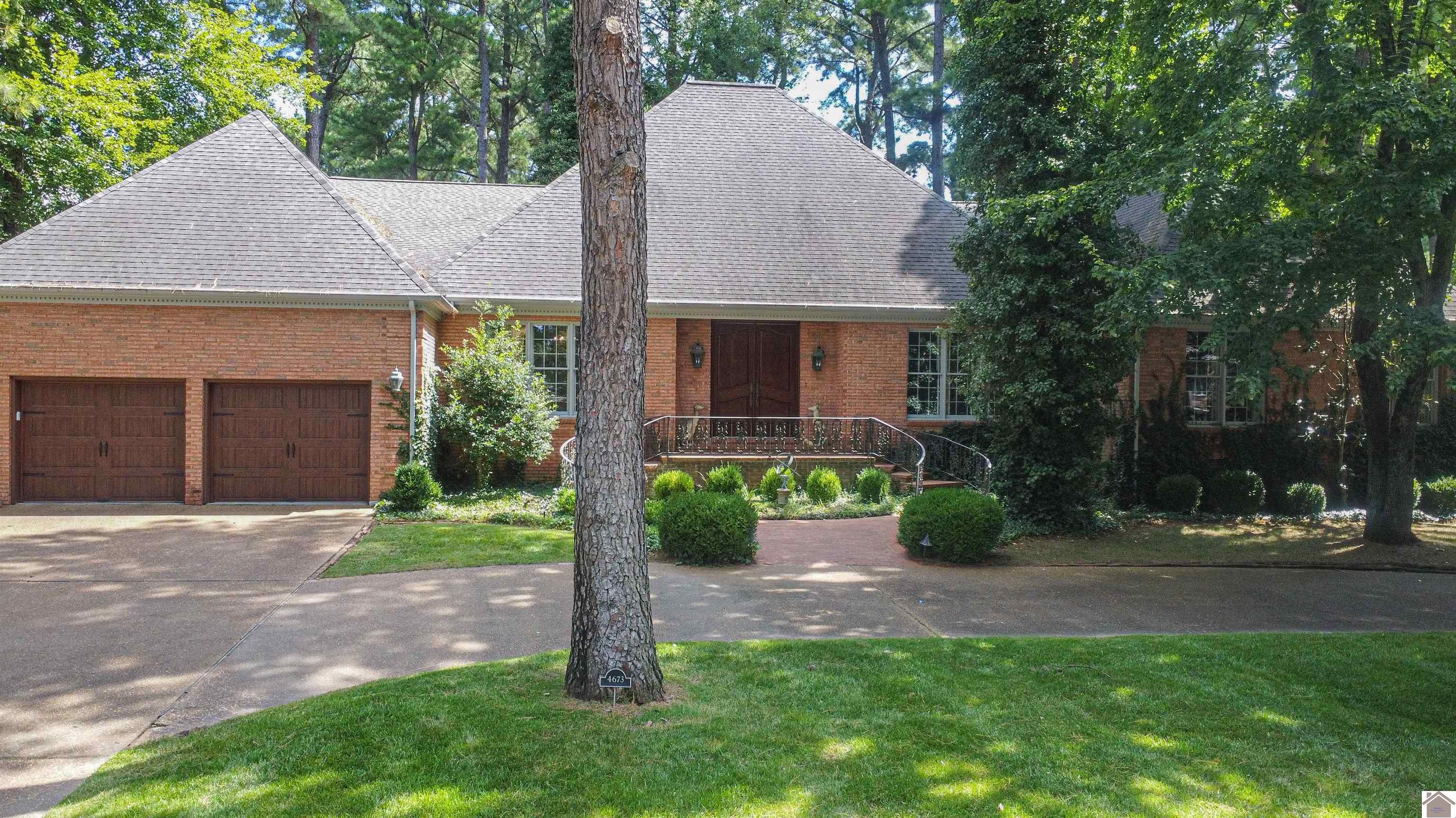 4673 Quail Hollow Drive, Paducah, KY 42001 Listing Photo  2