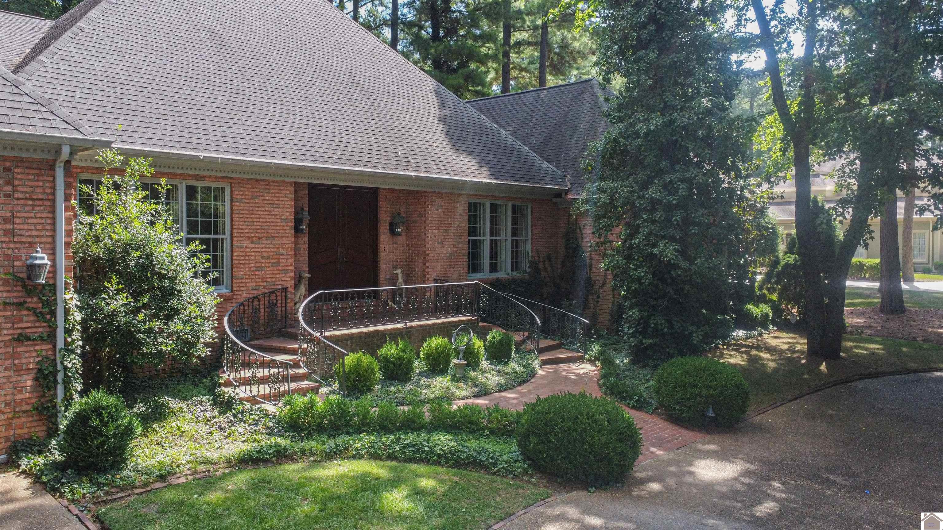 4673 Quail Hollow Drive, Paducah, KY 42001 Listing Photo  4
