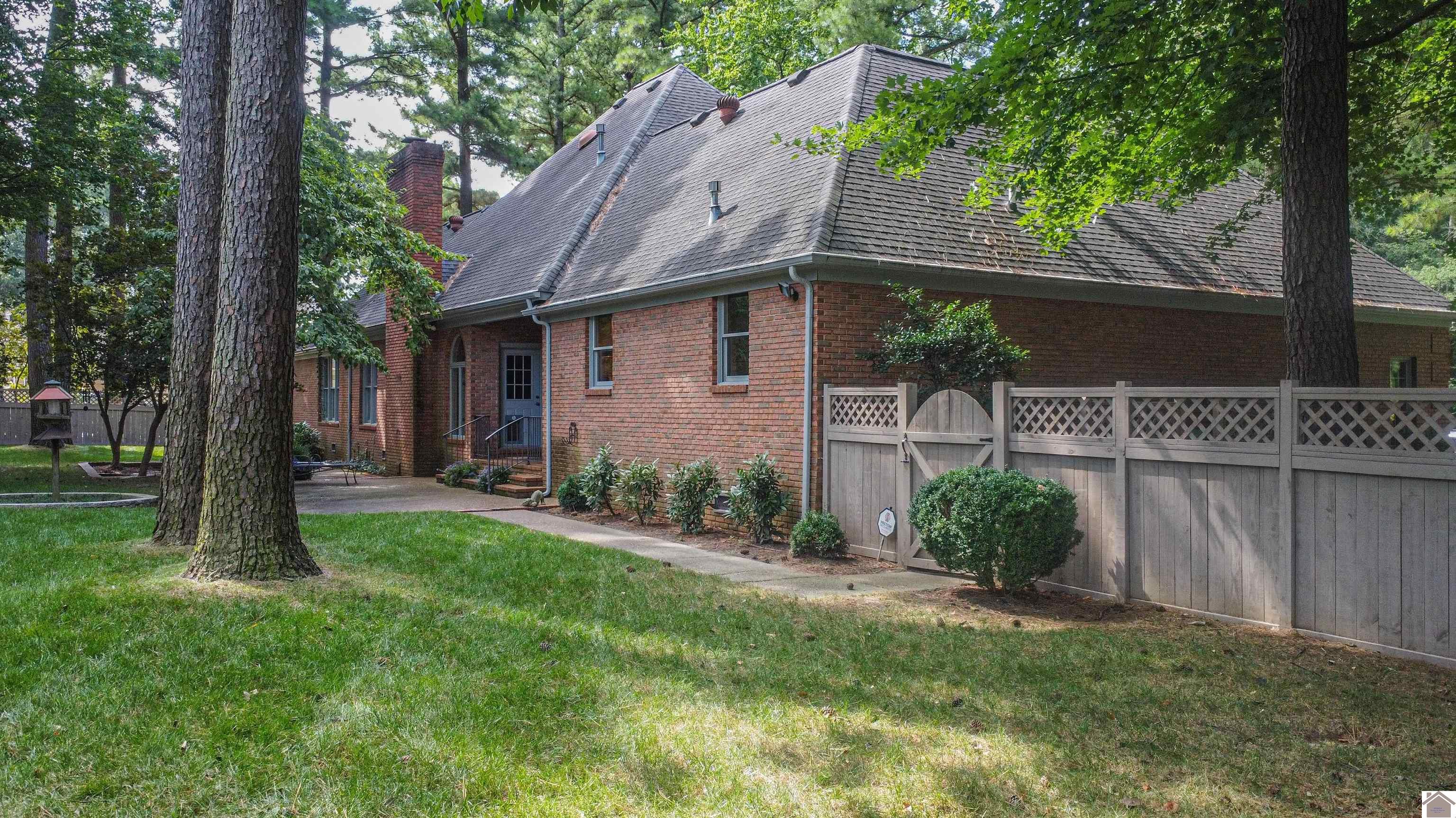 4673 Quail Hollow Drive, Paducah, KY 42001 Listing Photo  6