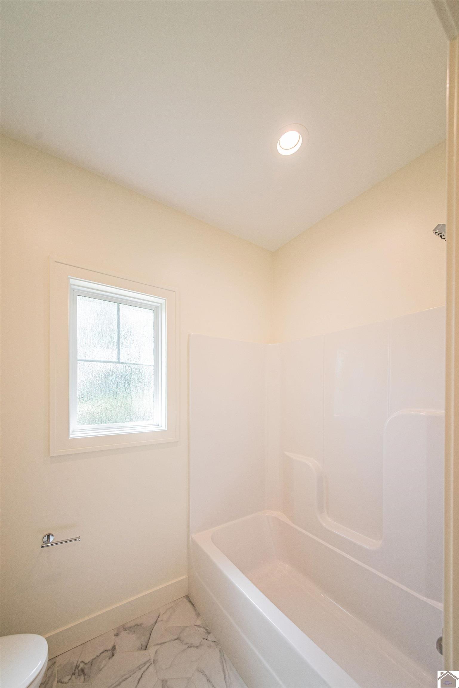 141 Saddle Creek Drive, Paducah, KY 42001 Listing Photo  24