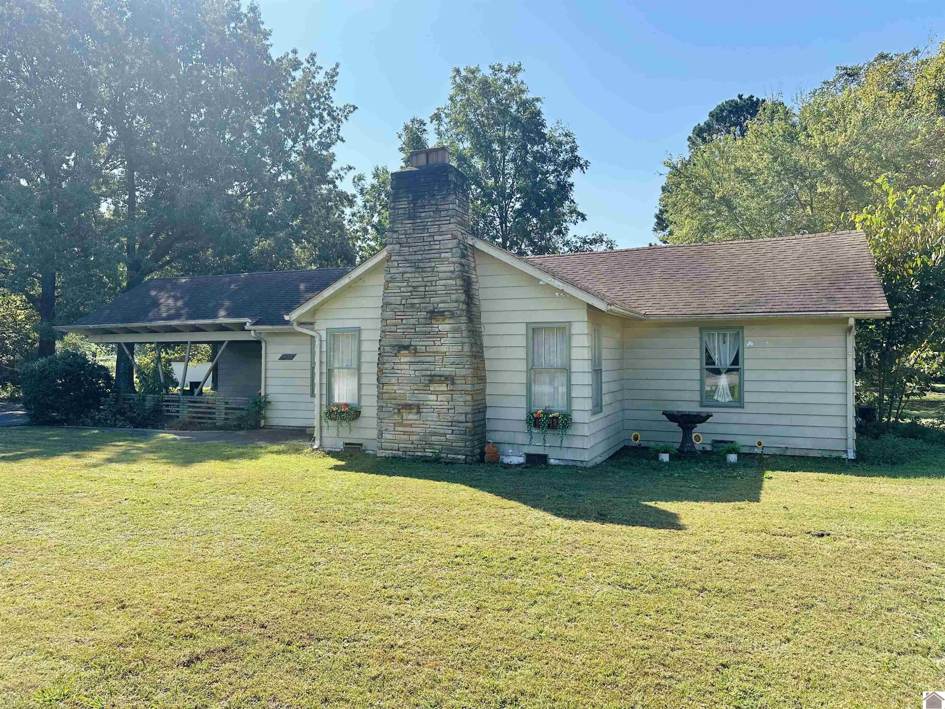 6633 Benton Road Paducah KY 42003 Active