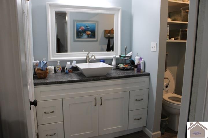 1309 Fairway Circle, Mayfield, KY 42066 Listing Photo  13
