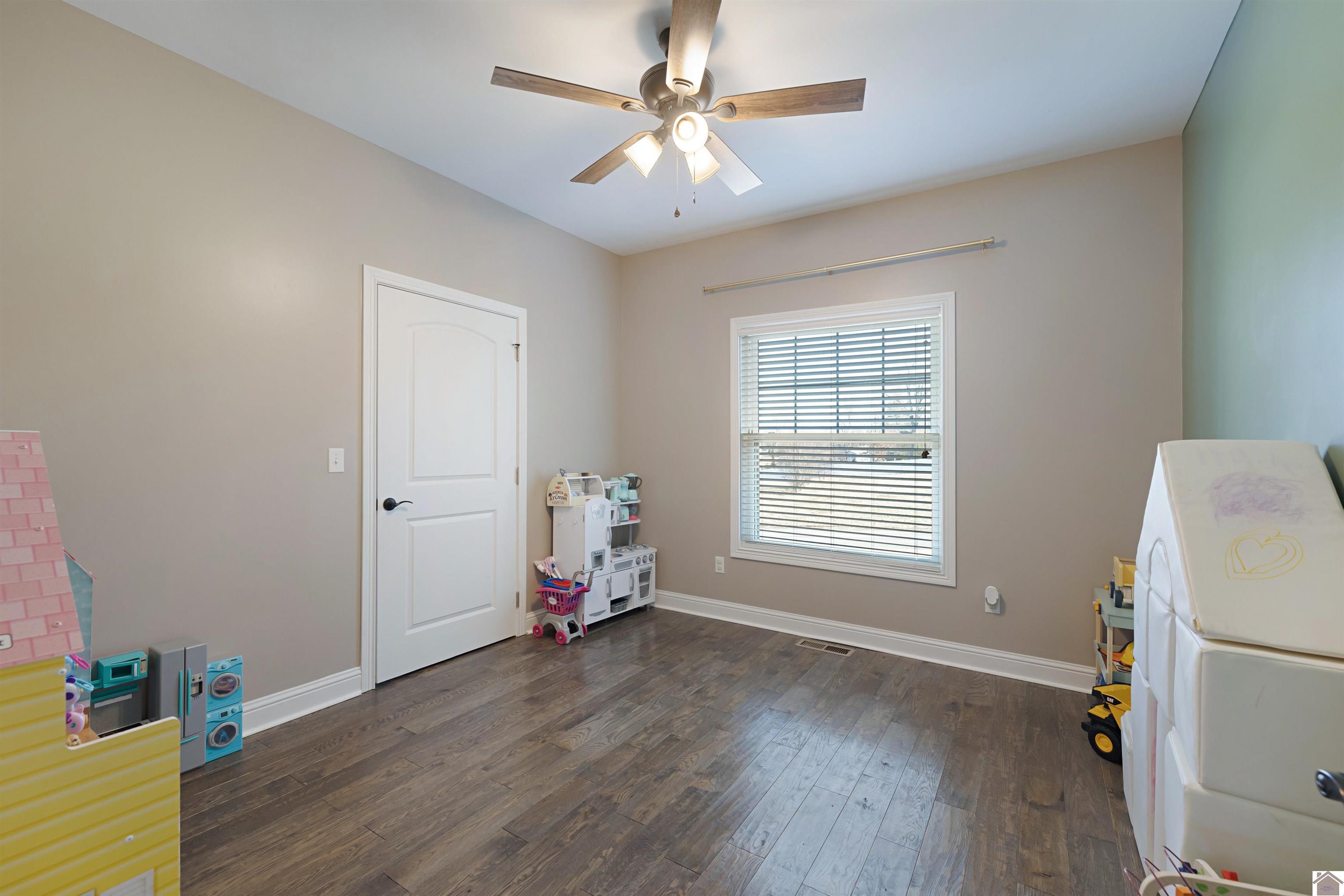 135 Pleasant View Cove, Paducah, KY 42003 Listing Photo  16