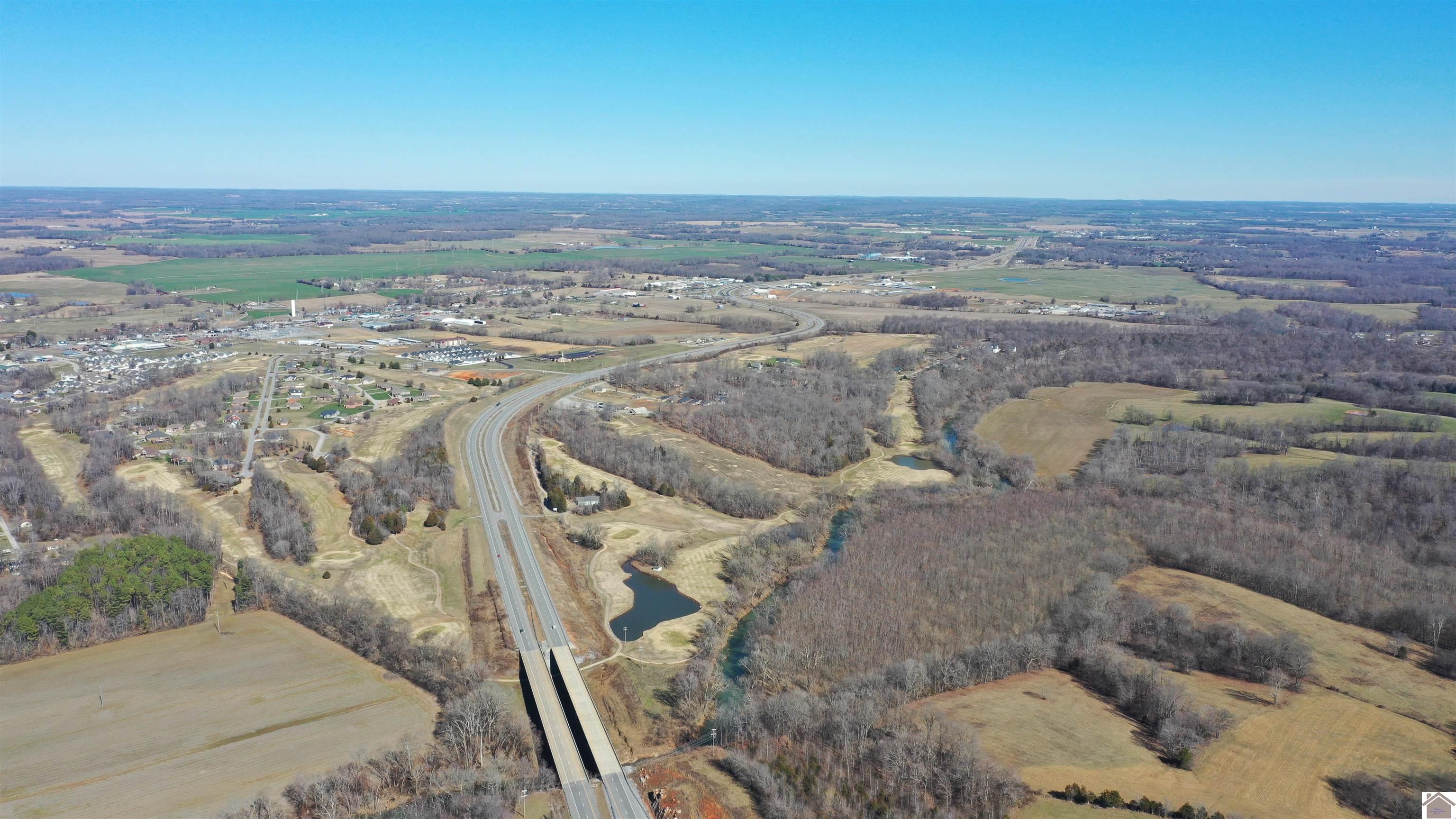 183 Arrowhead Club Dr., Cadiz, KY 42211 Listing Photo  2
