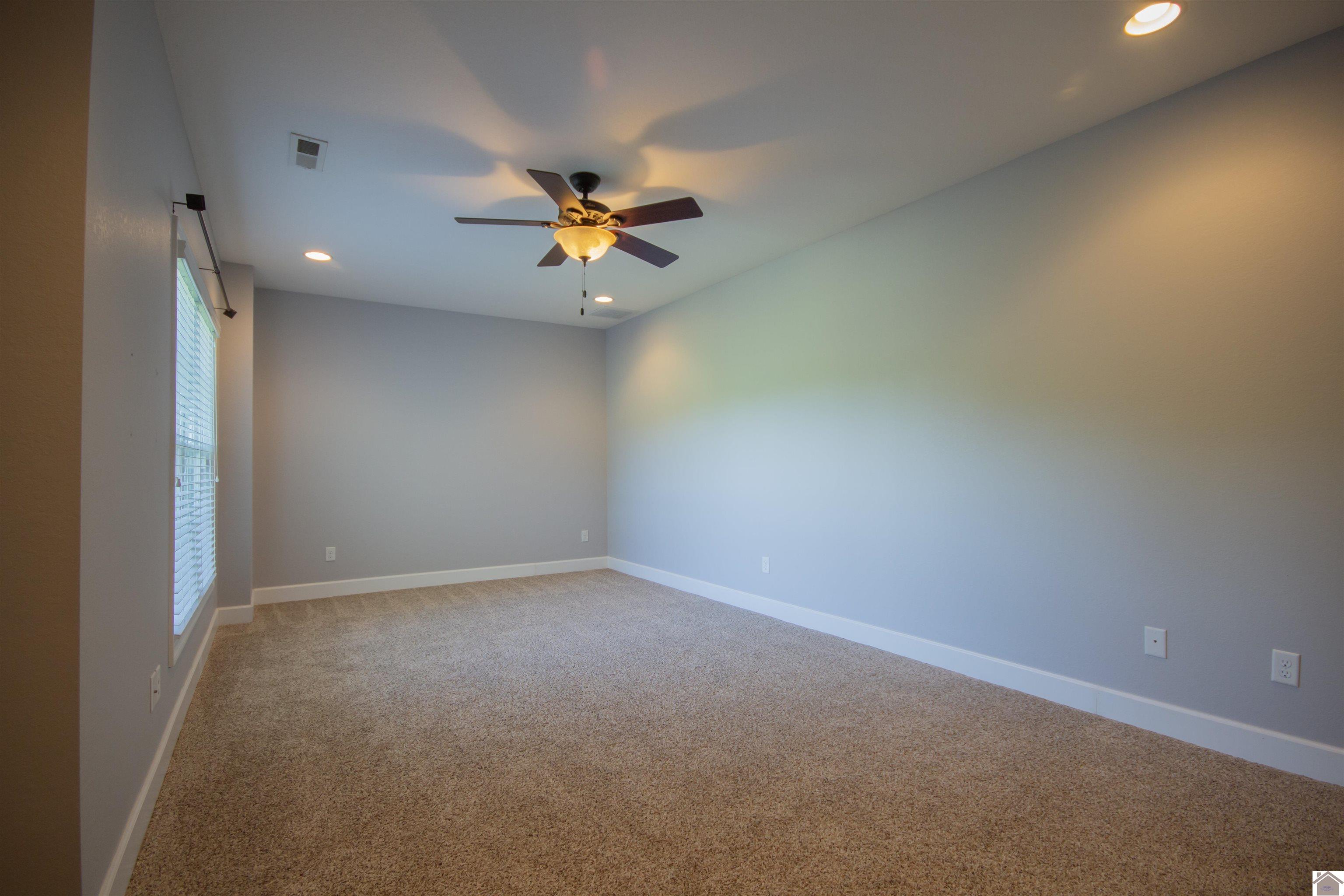 165 Valor Ct, Paducah, KY 42003 Listing Photo  37