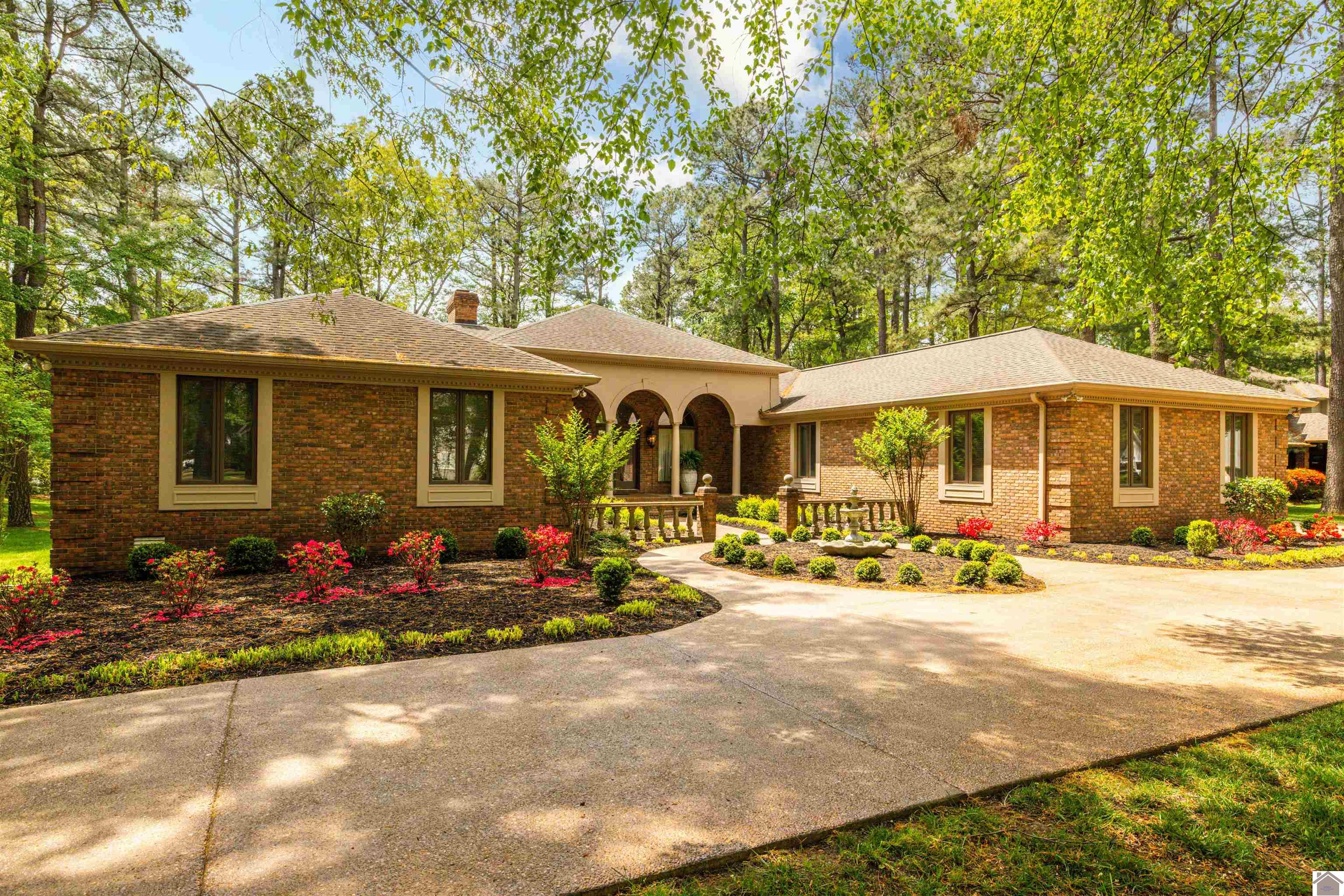 625 Whitney Drive, Paducah, KY 42001 Listing Photo  1