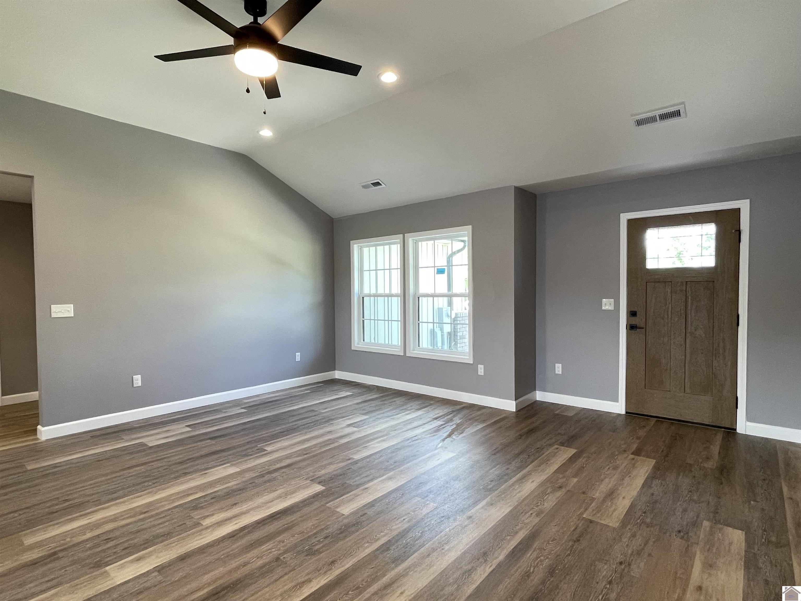 1360 Eagle Ln, Mayfield, KY 42066 Listing Photo  6
