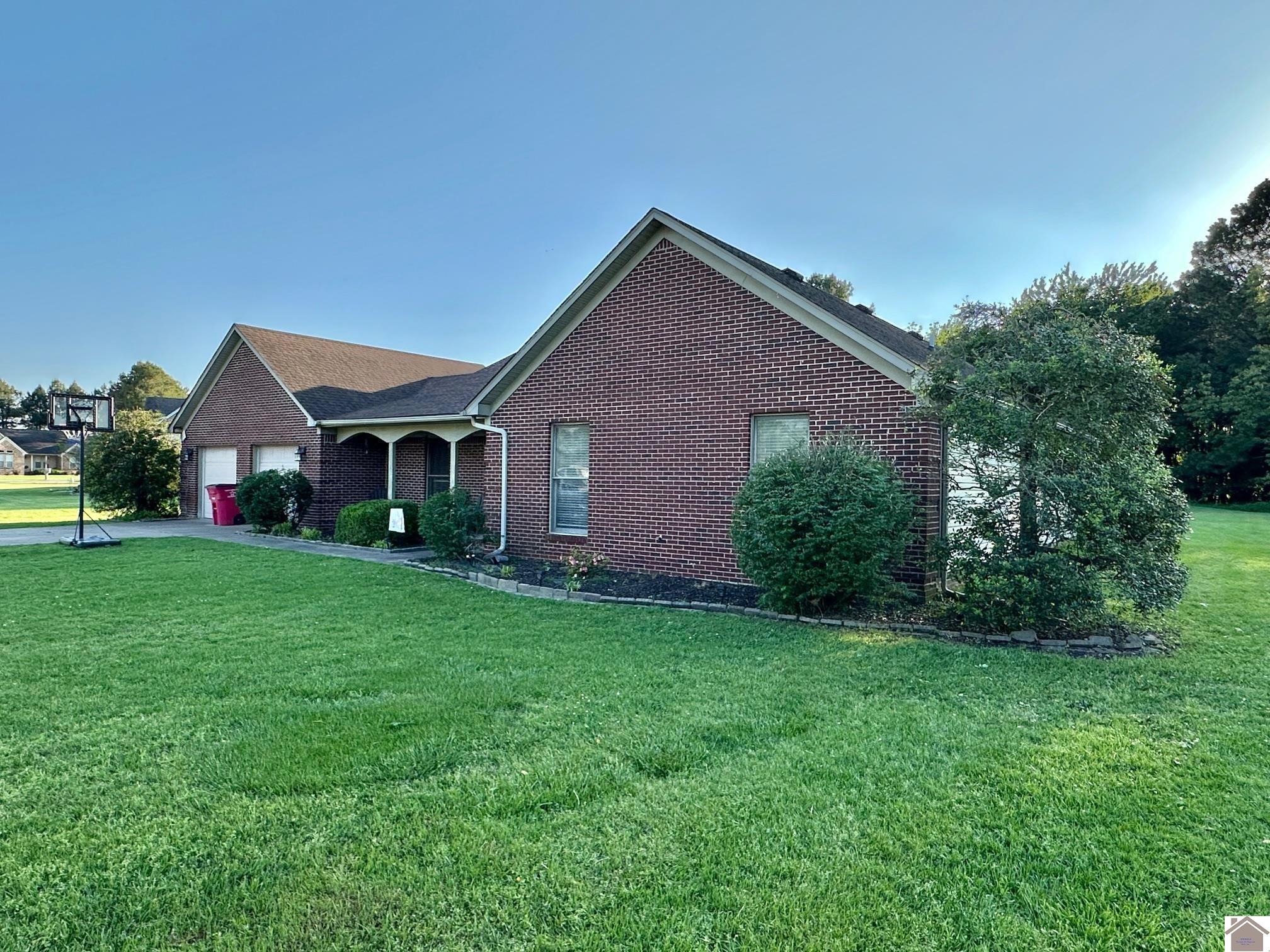 159 Caleb Drive, Mayfield, KY 42066 Listing Photo  2