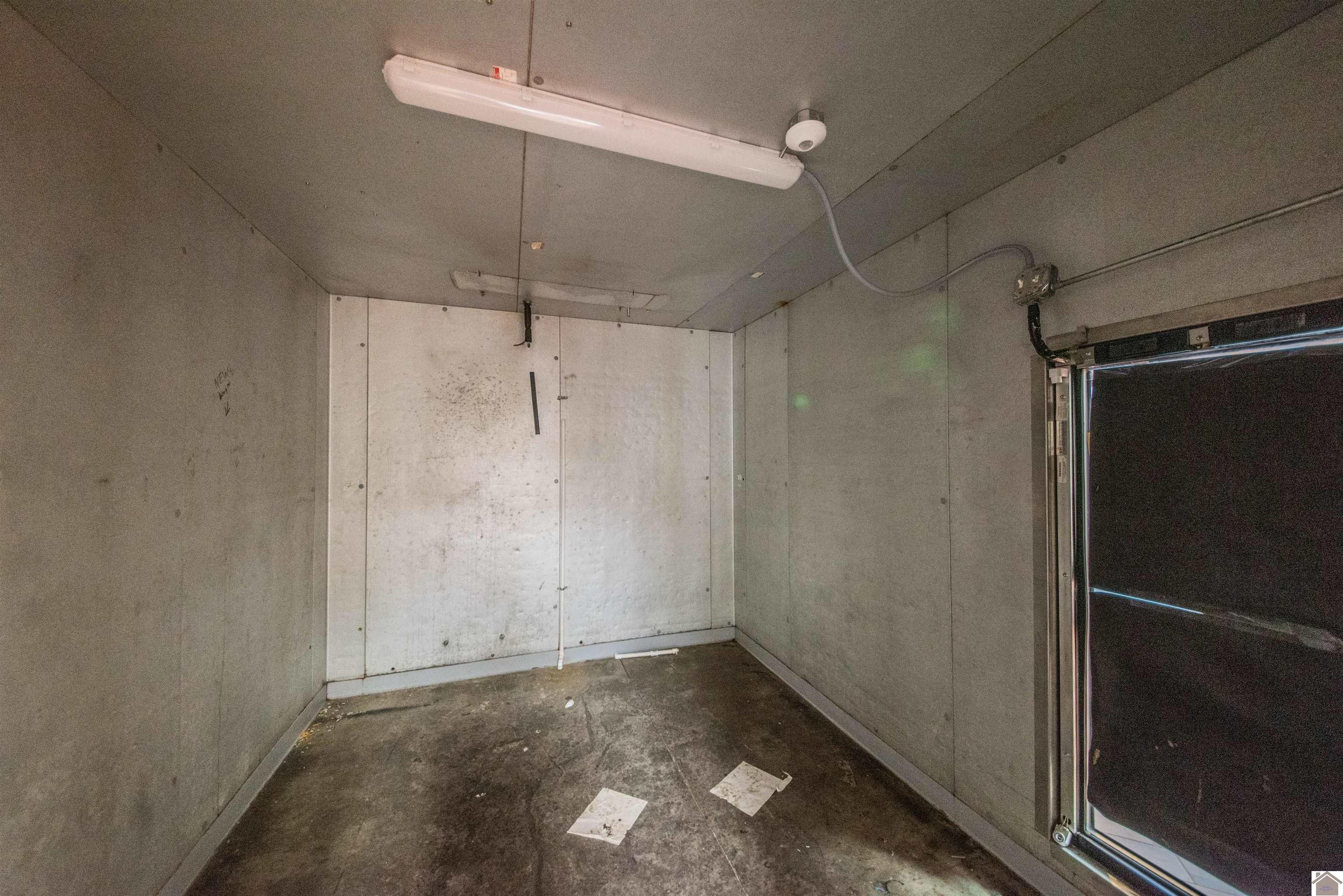 3240 Lone Oak Road, Paducah, KY 42003 Listing Photo  17